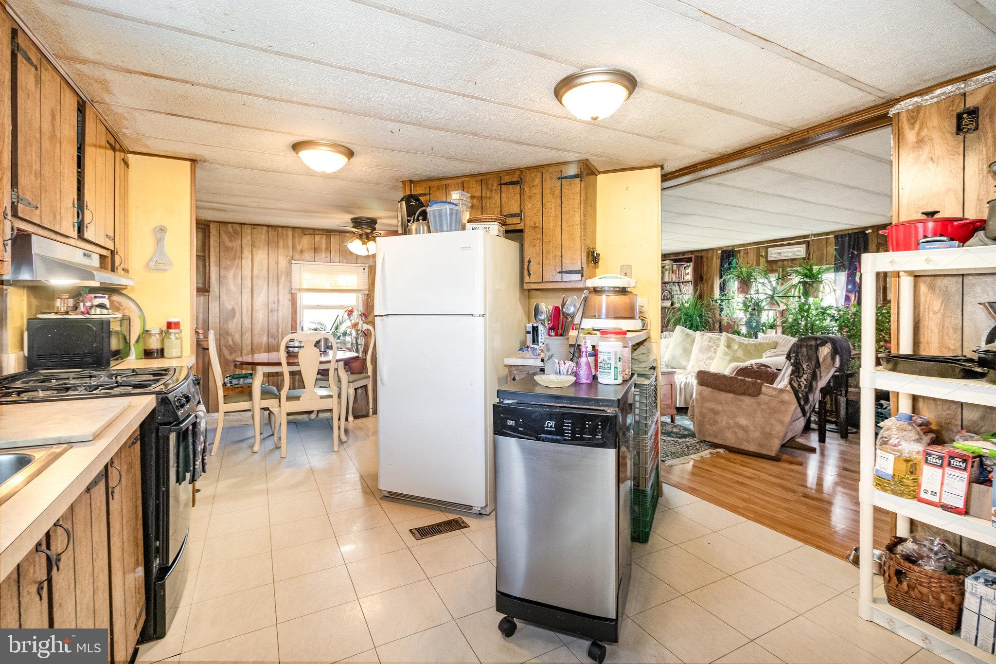 ORCHARD HILLS - Residential