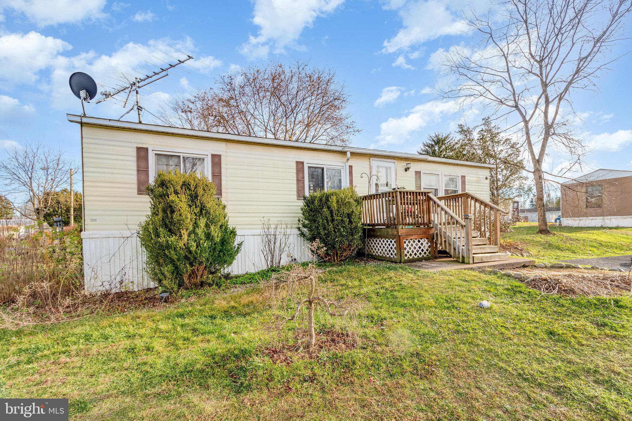 ORCHARD HILLS - Residential