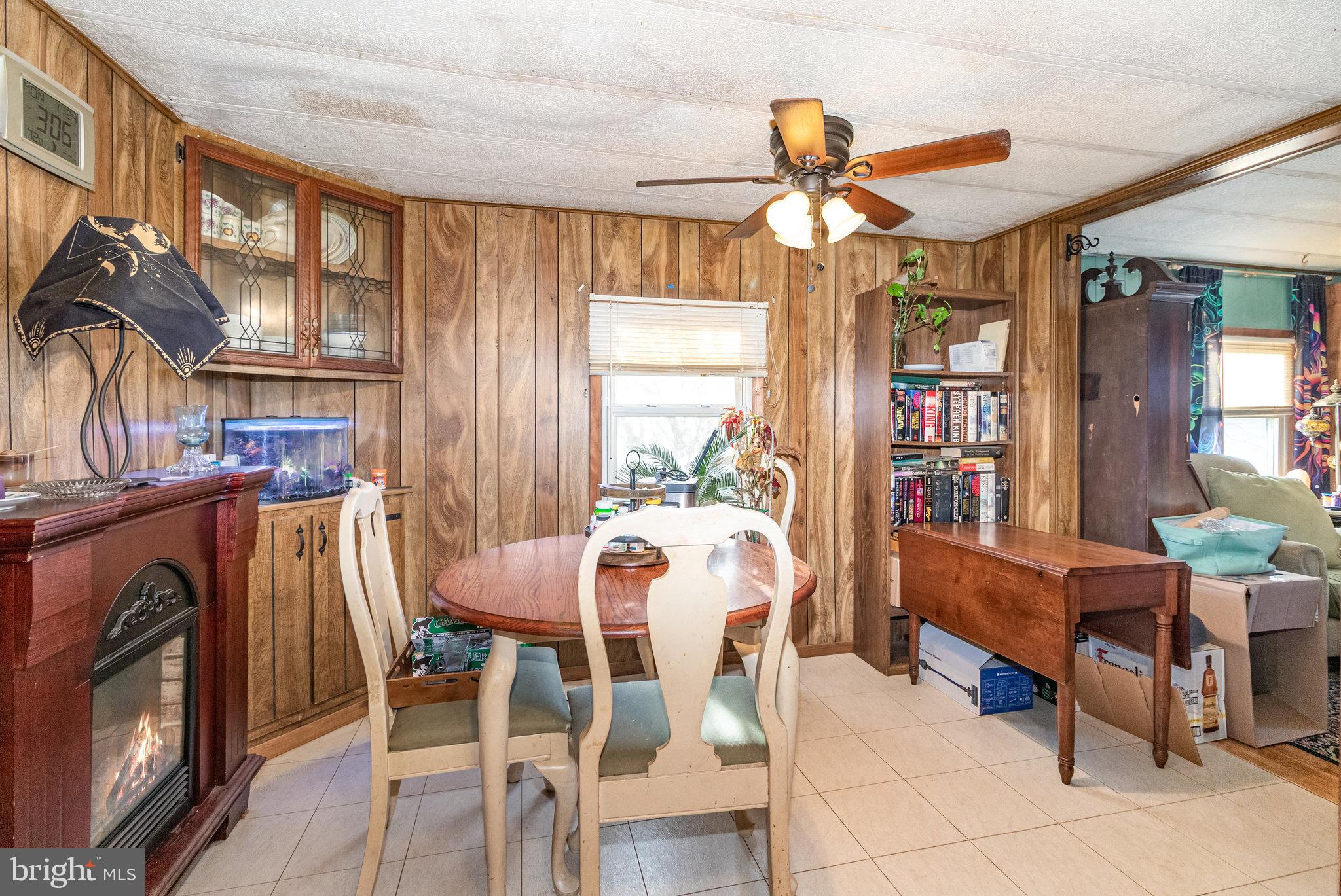 ORCHARD HILLS - Residential