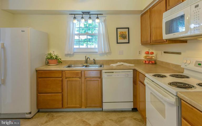 LAKE RIDGE - SPRINGWOODS - Residential