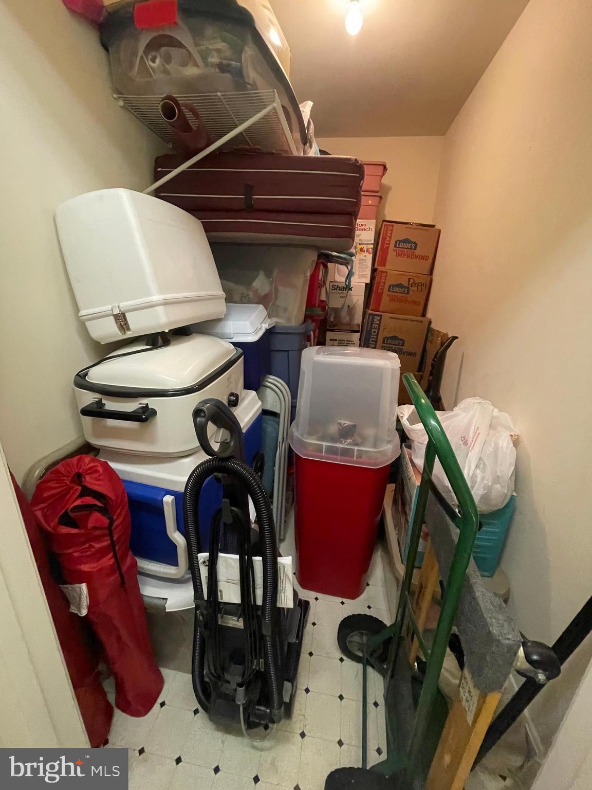 KING FARM - Residential Lease