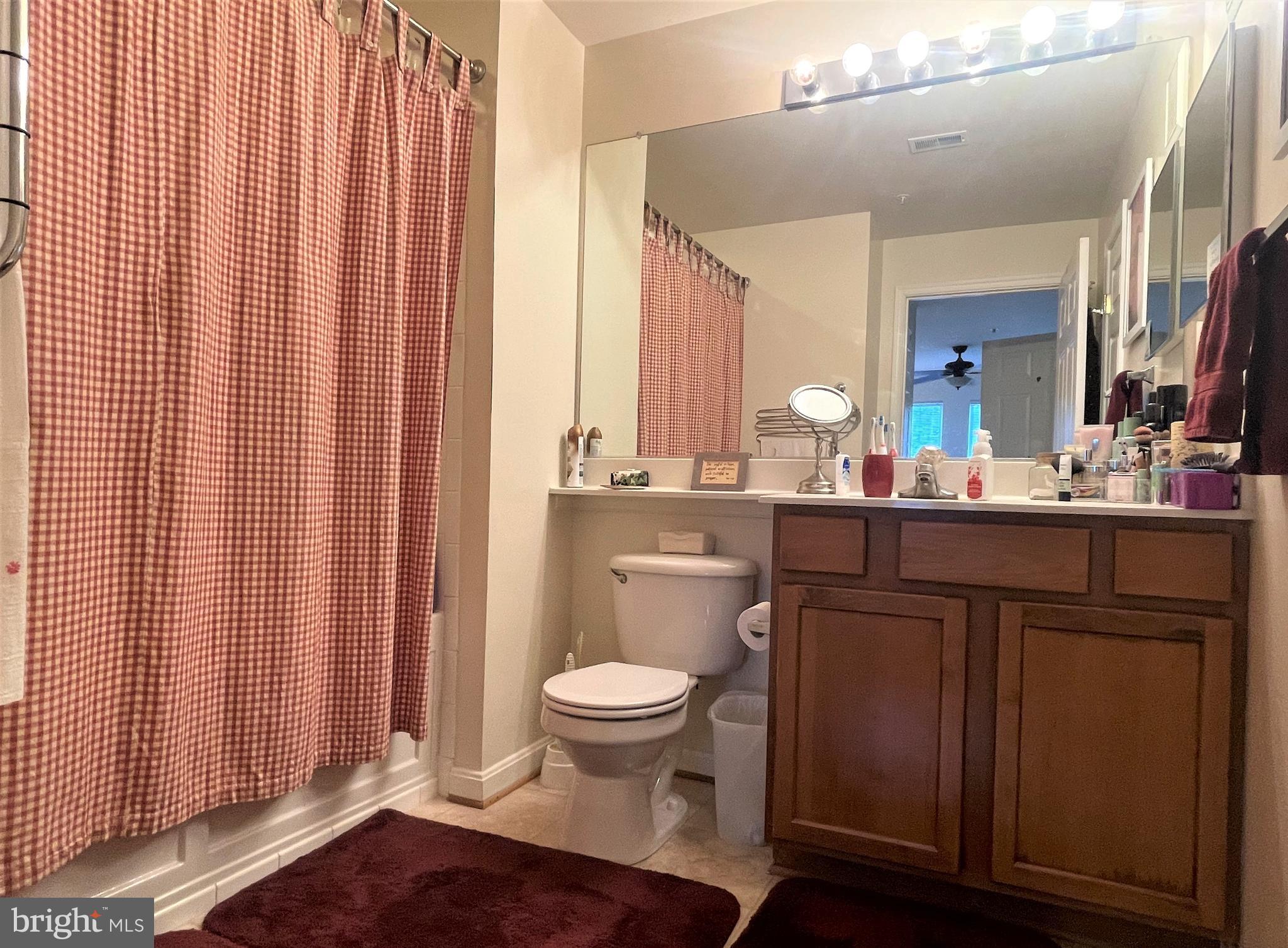 KING FARM - Residential Lease