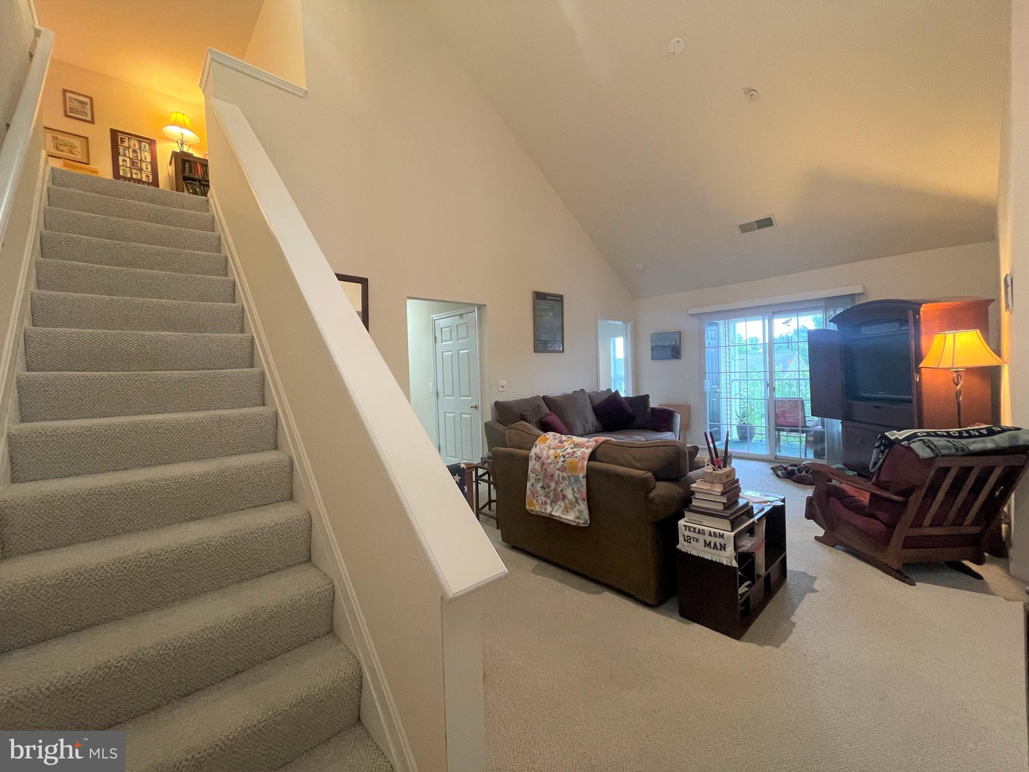 KING FARM - Residential Lease