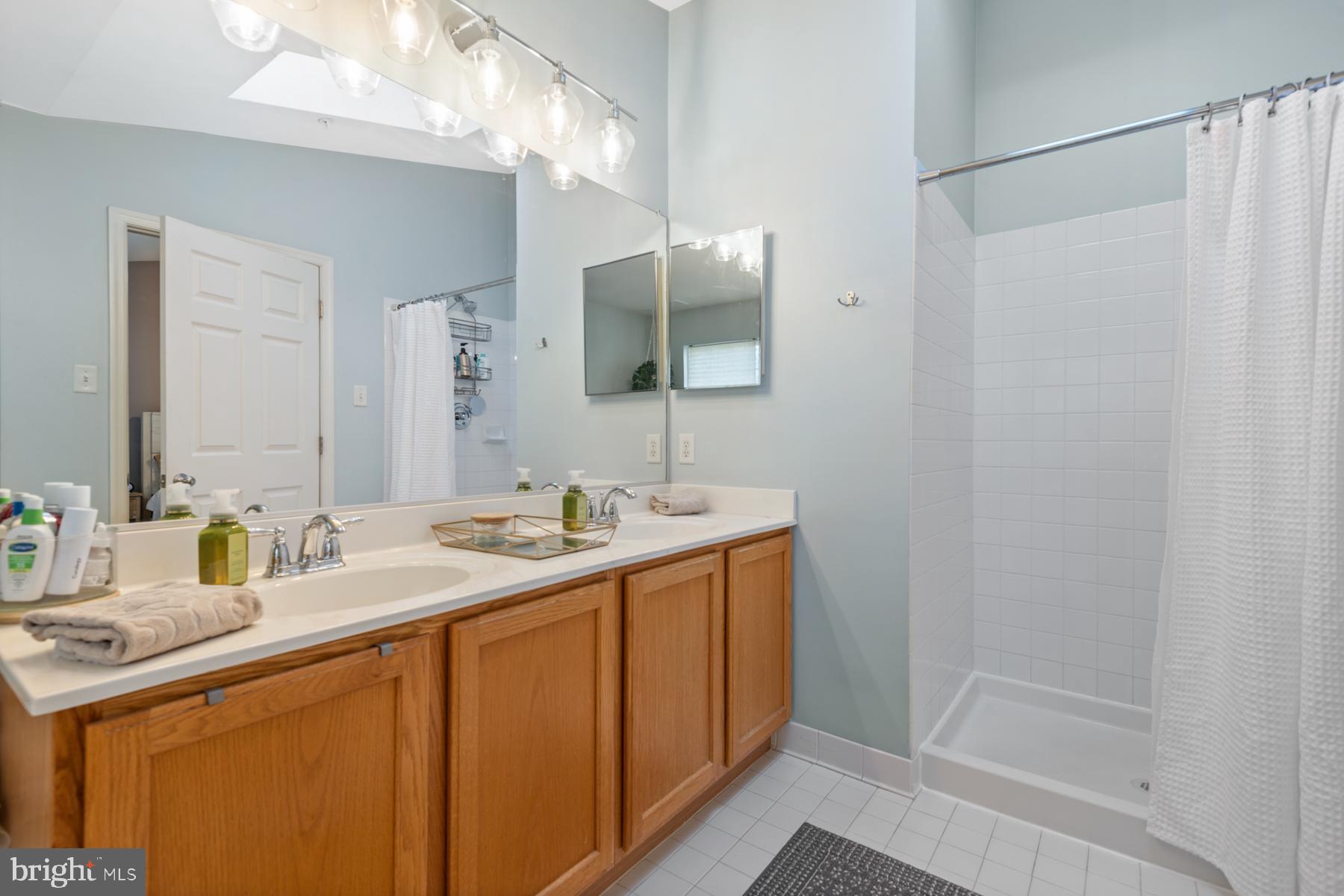 PINEY ORCHARD - Residential