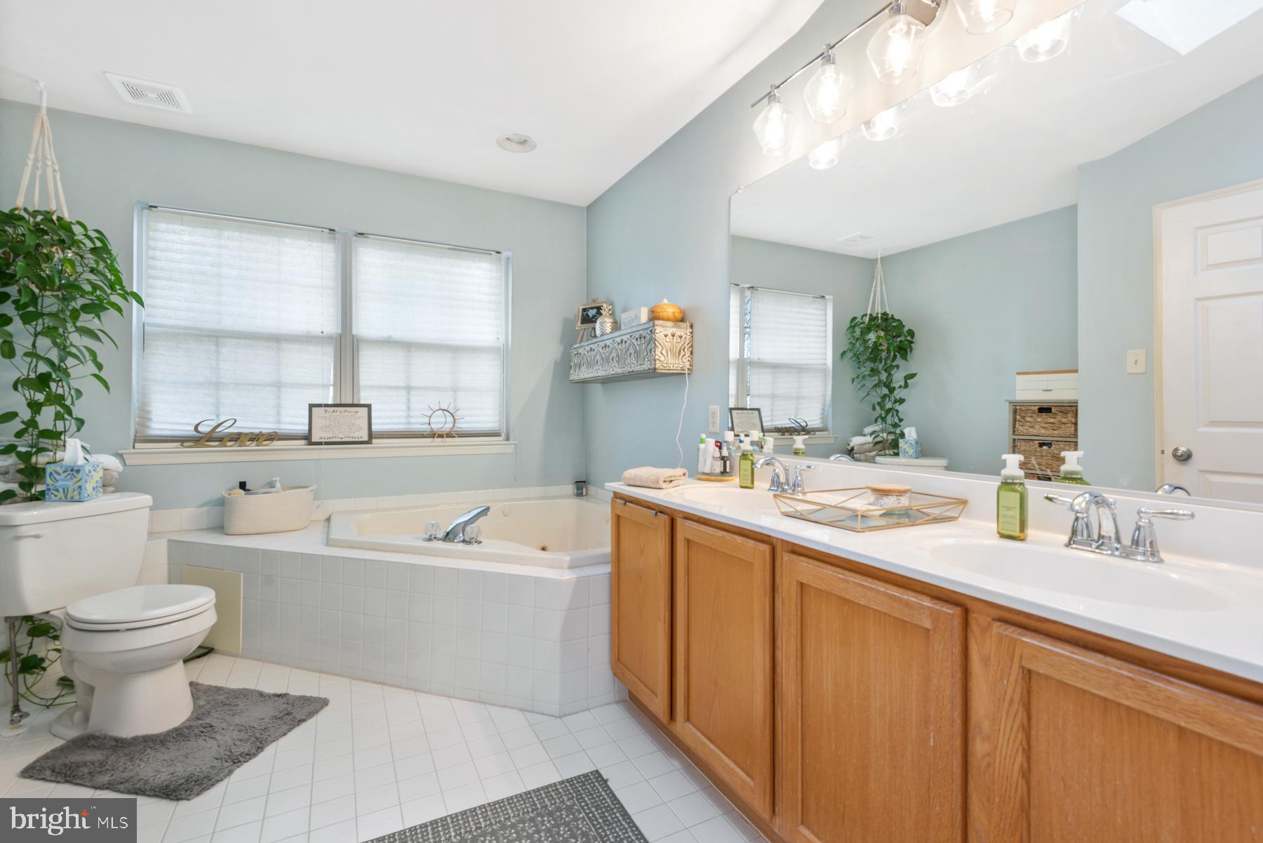 PINEY ORCHARD - Residential