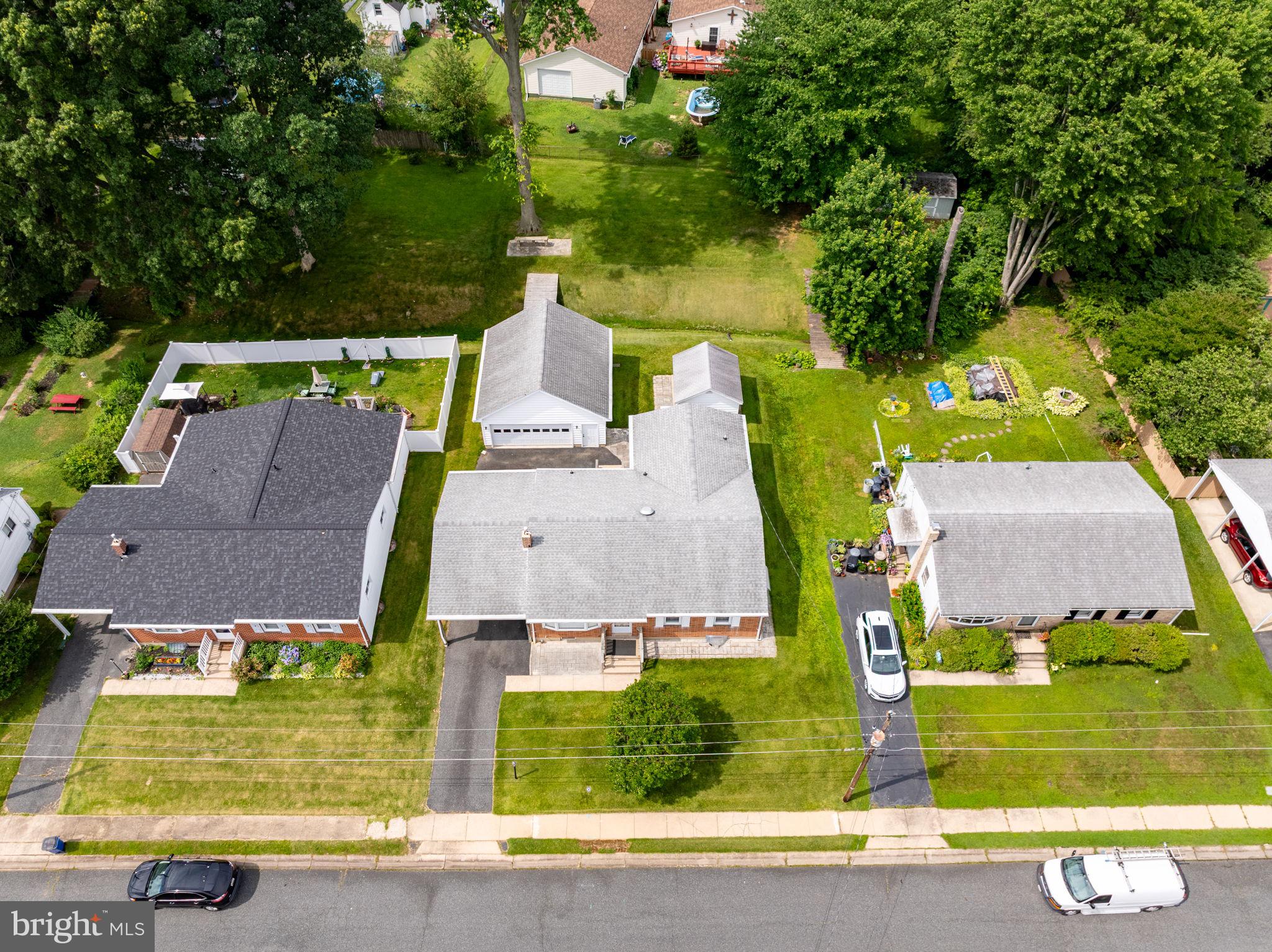 116 ANDERSON AVENUE