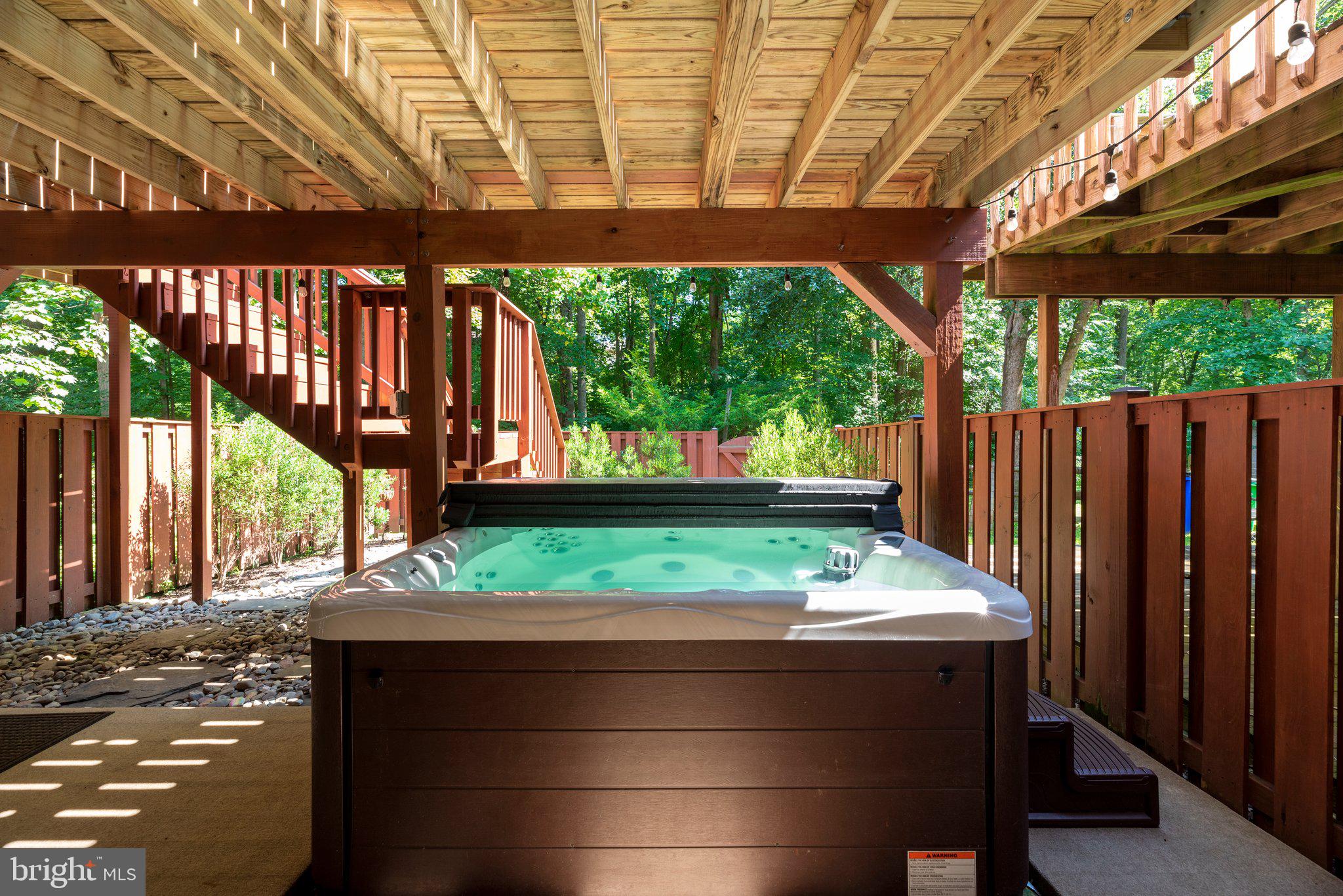 HICKORY RIDGE - Residential