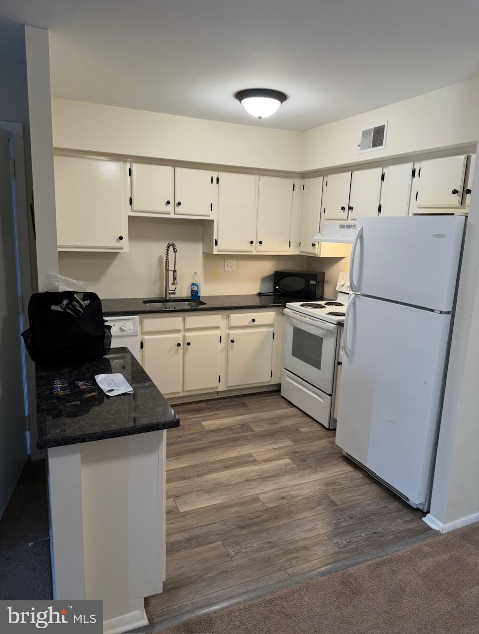 5200 HILLTOP DRIVE O26