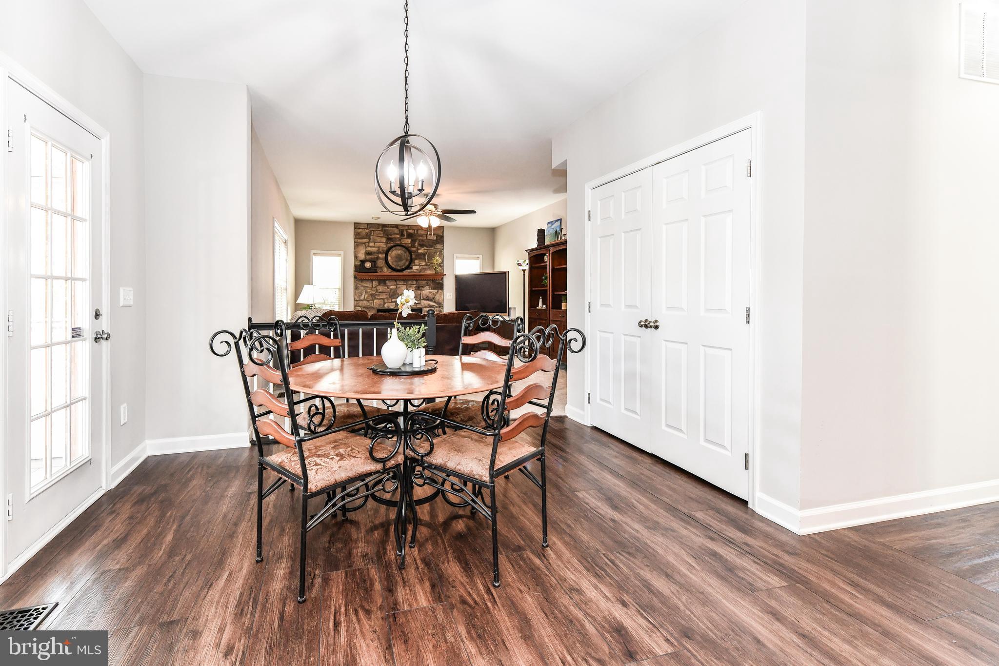 ASHBURN FARM - Residential