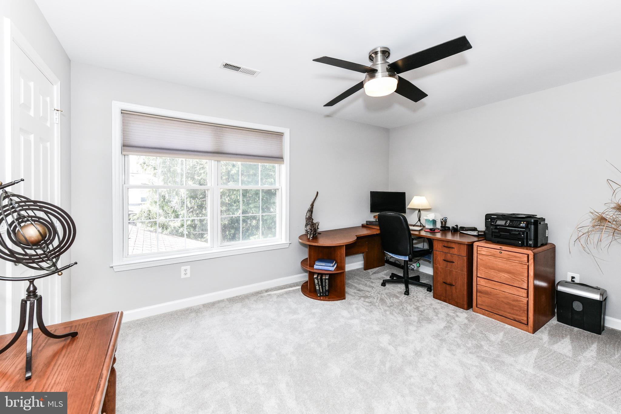 ASHBURN FARM - Residential