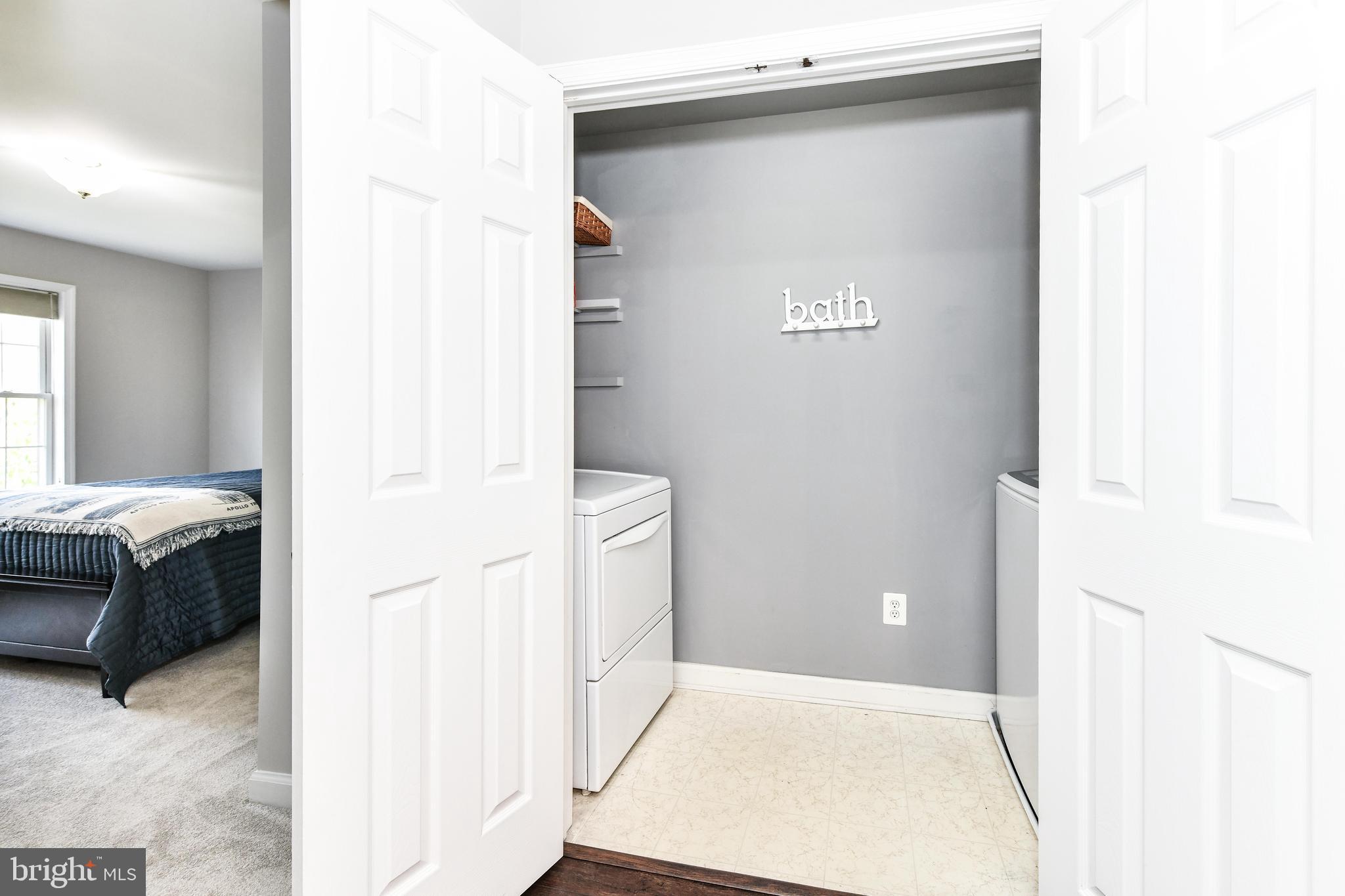 ASHBURN FARM - Residential