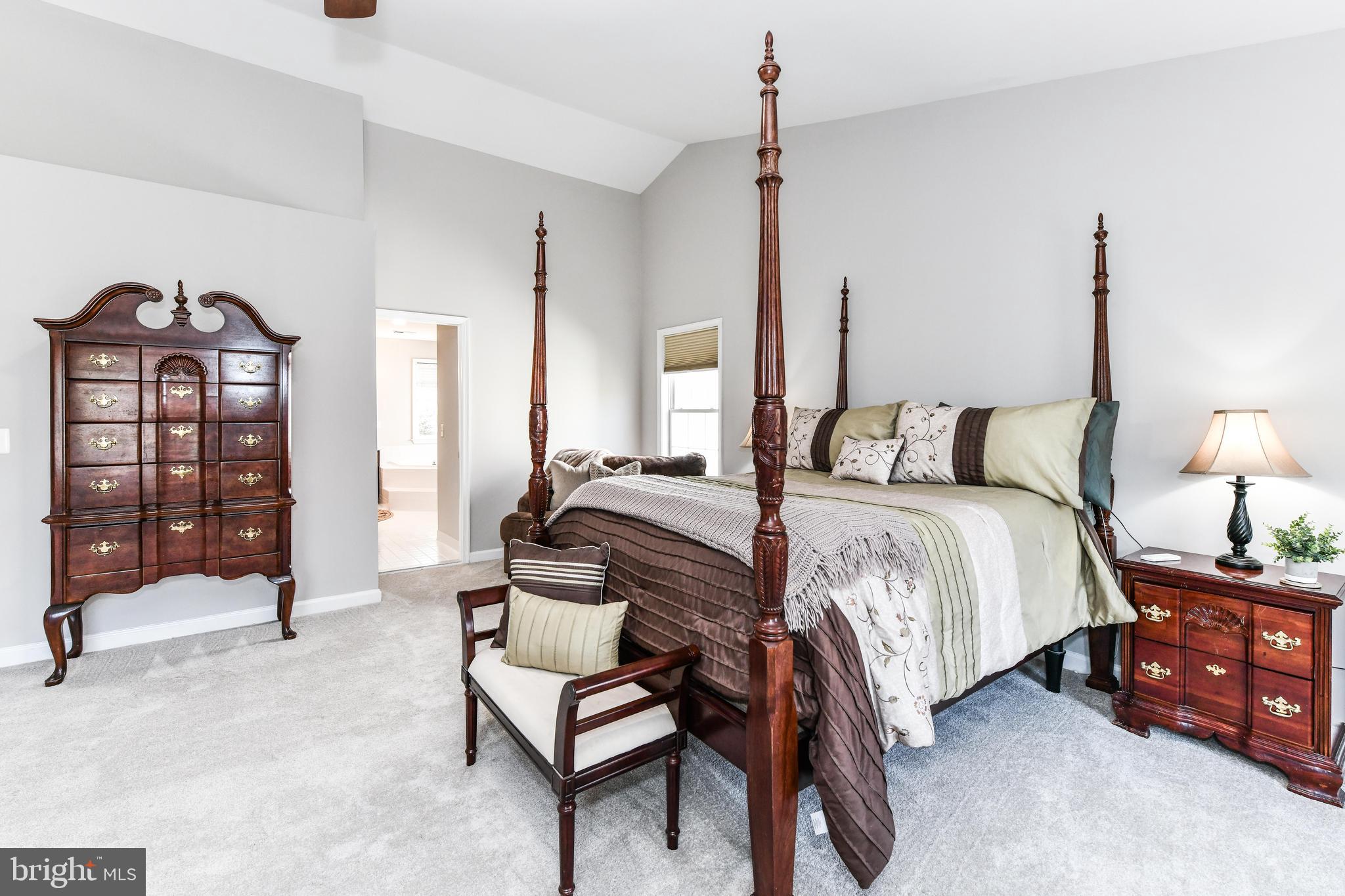 ASHBURN FARM - Residential