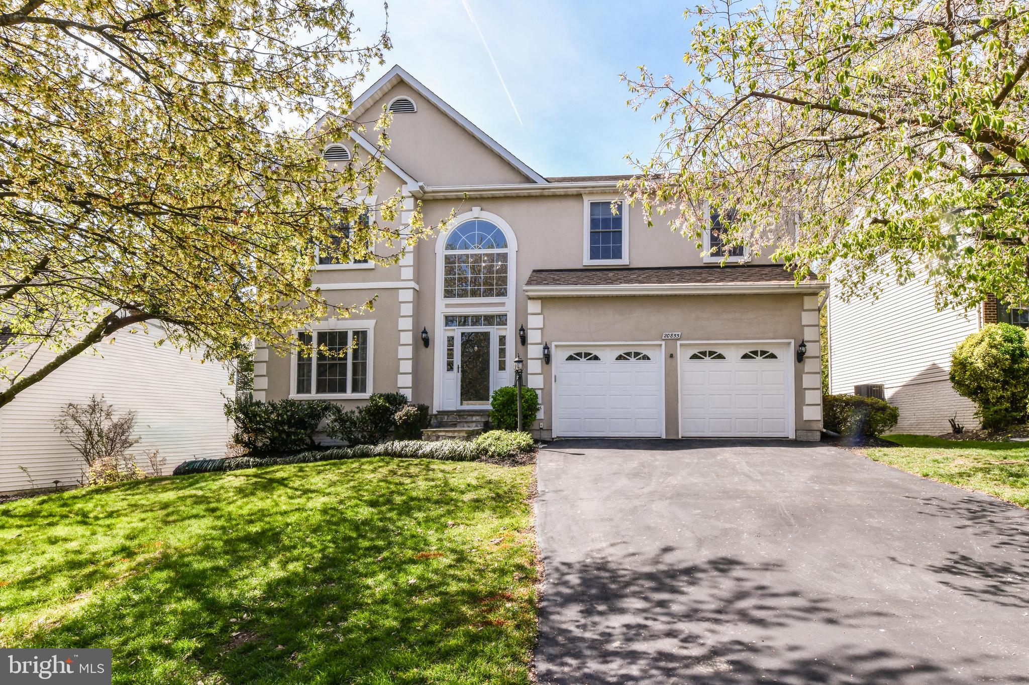 ASHBURN FARM - Residential