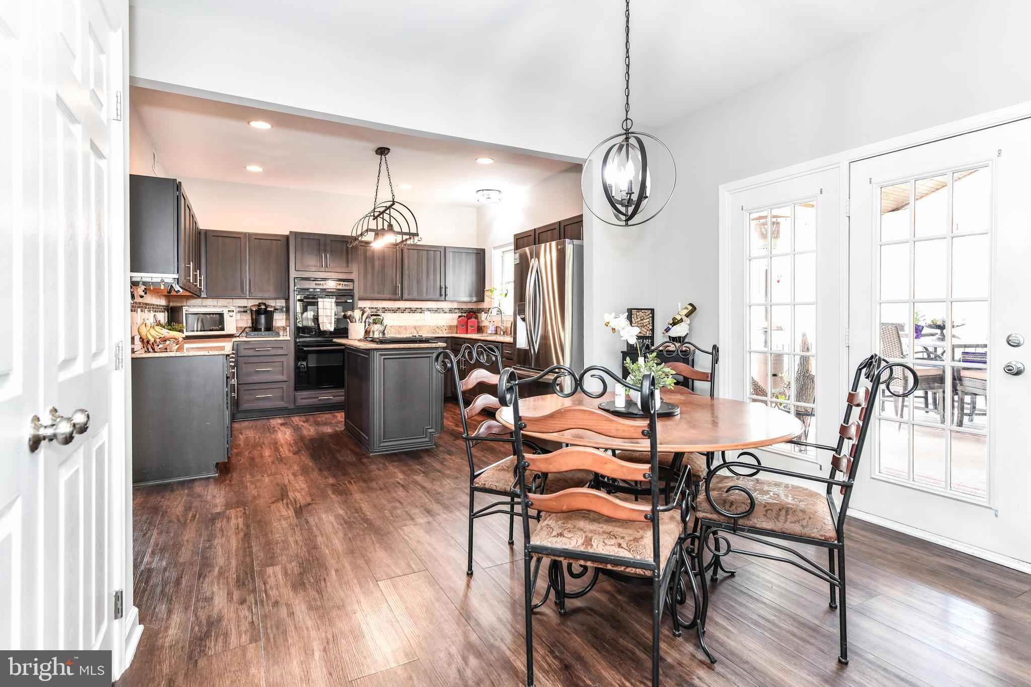 ASHBURN FARM - Residential