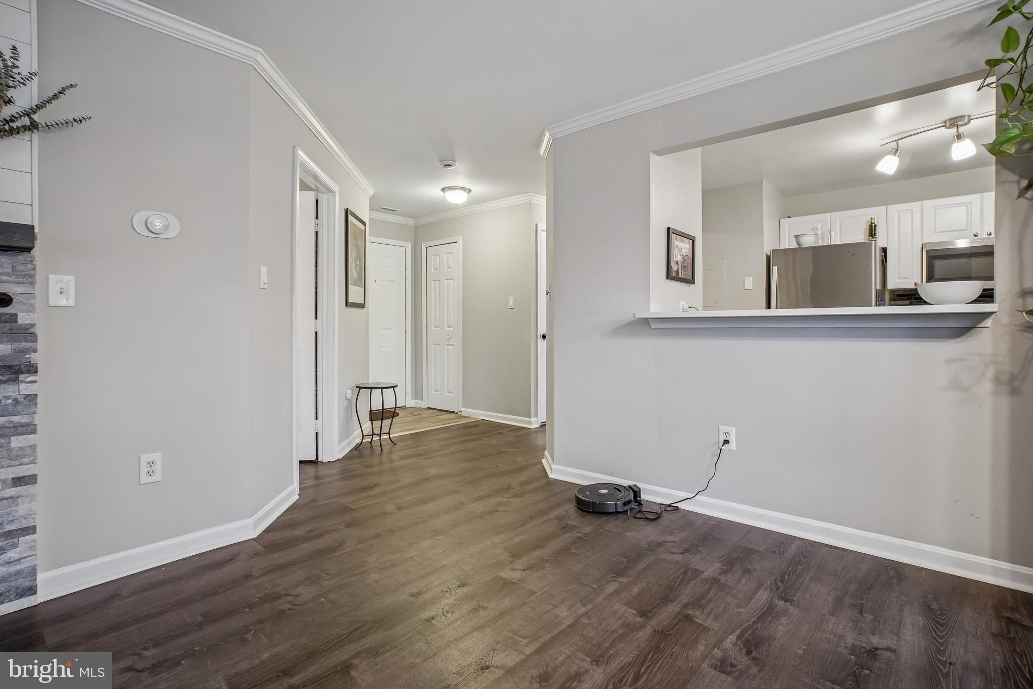 ASHBURN VILLAGE - Residential