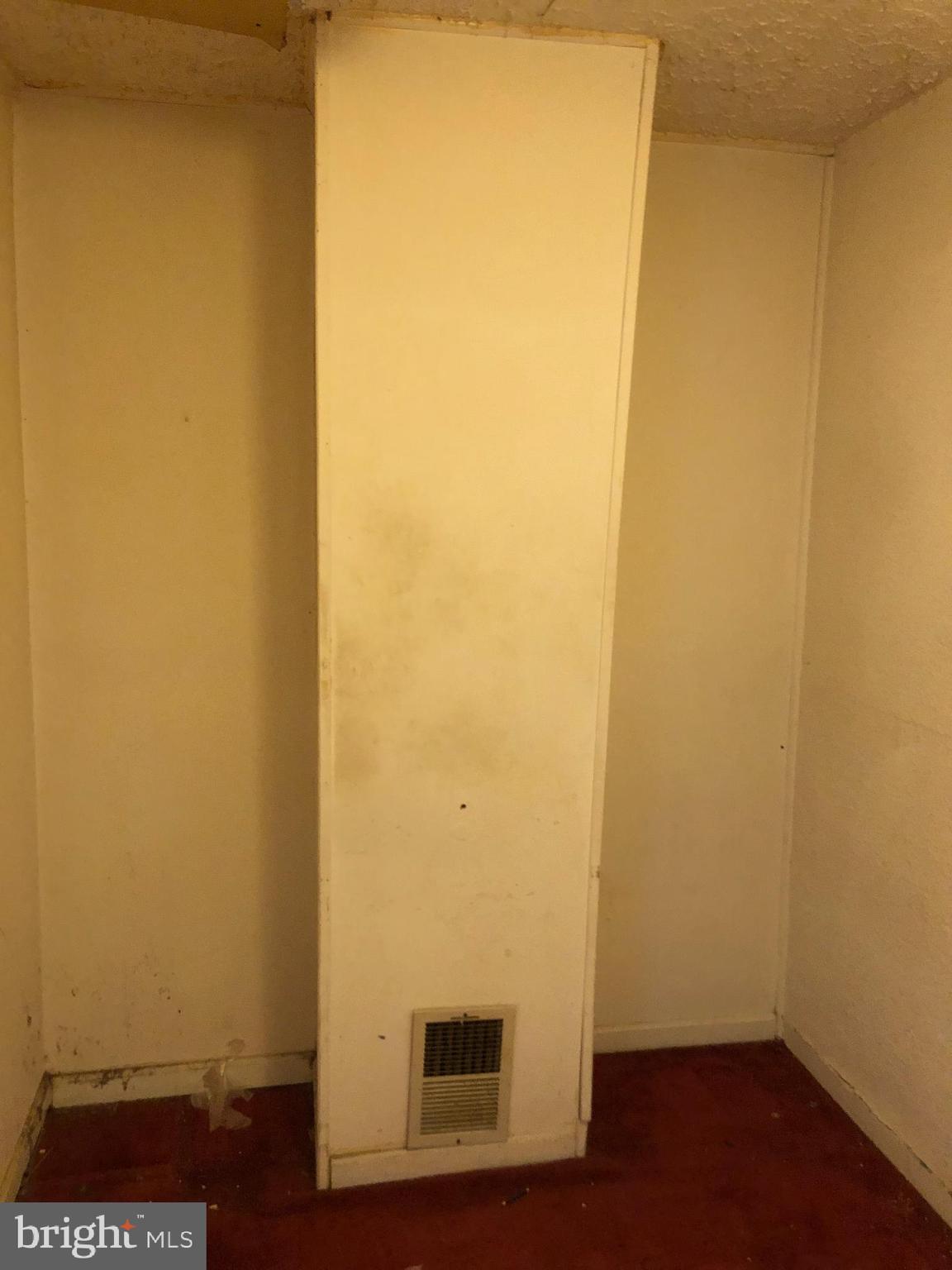 WASHINGTON VILLAGE - Residential