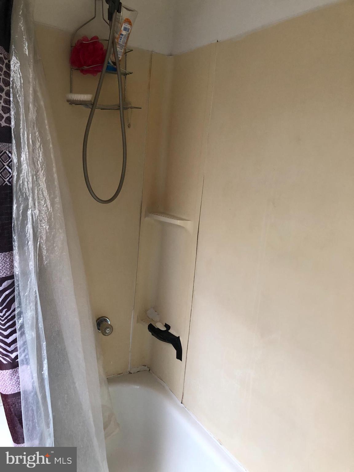 WASHINGTON VILLAGE - Residential