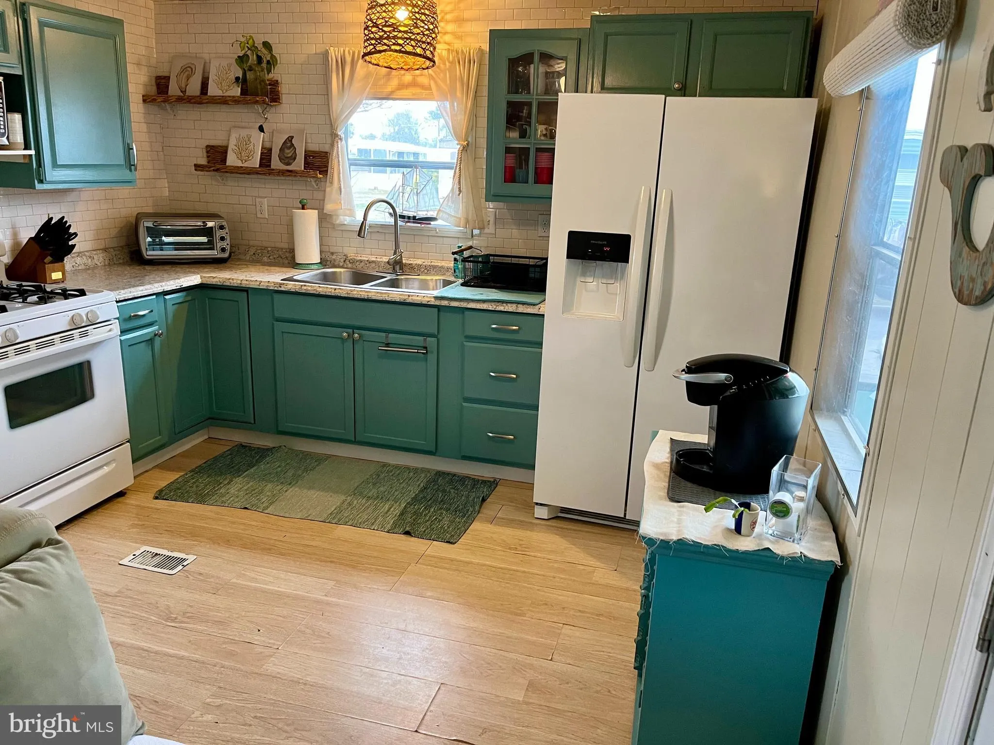 Ocean View, Delaware 19970, United States, 2 Bedrooms Bedrooms, ,1 BathroomBathrooms,Residential,Active,130306