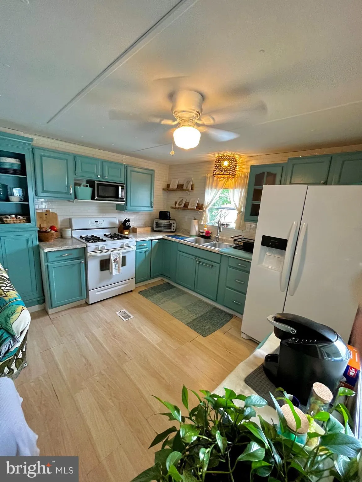 Ocean View, Delaware 19970, United States, 2 Bedrooms Bedrooms, ,1 BathroomBathrooms,Residential,Active,130306