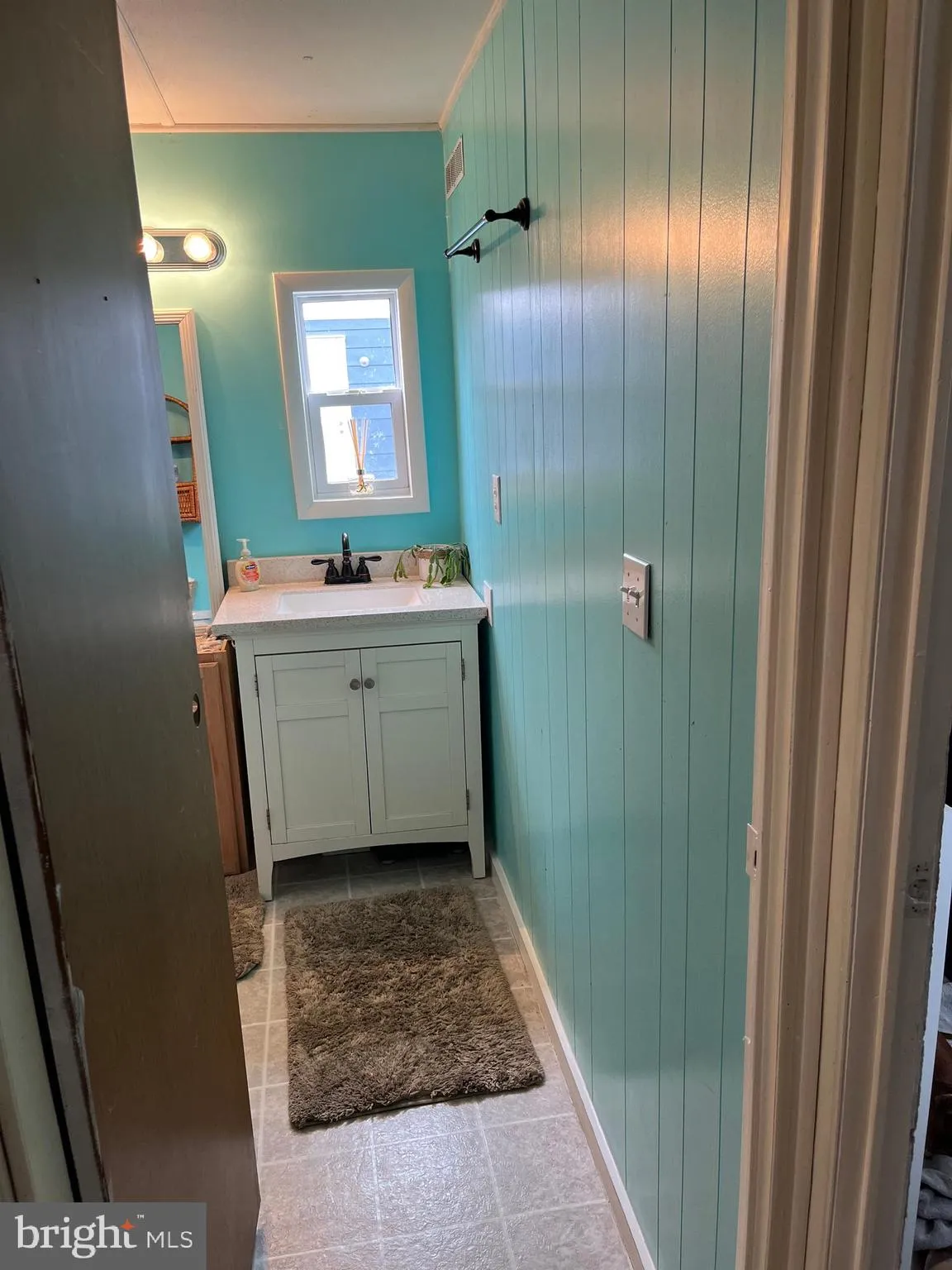 Ocean View, Delaware 19970, United States, 2 Bedrooms Bedrooms, ,1 BathroomBathrooms,Residential,Active,130306