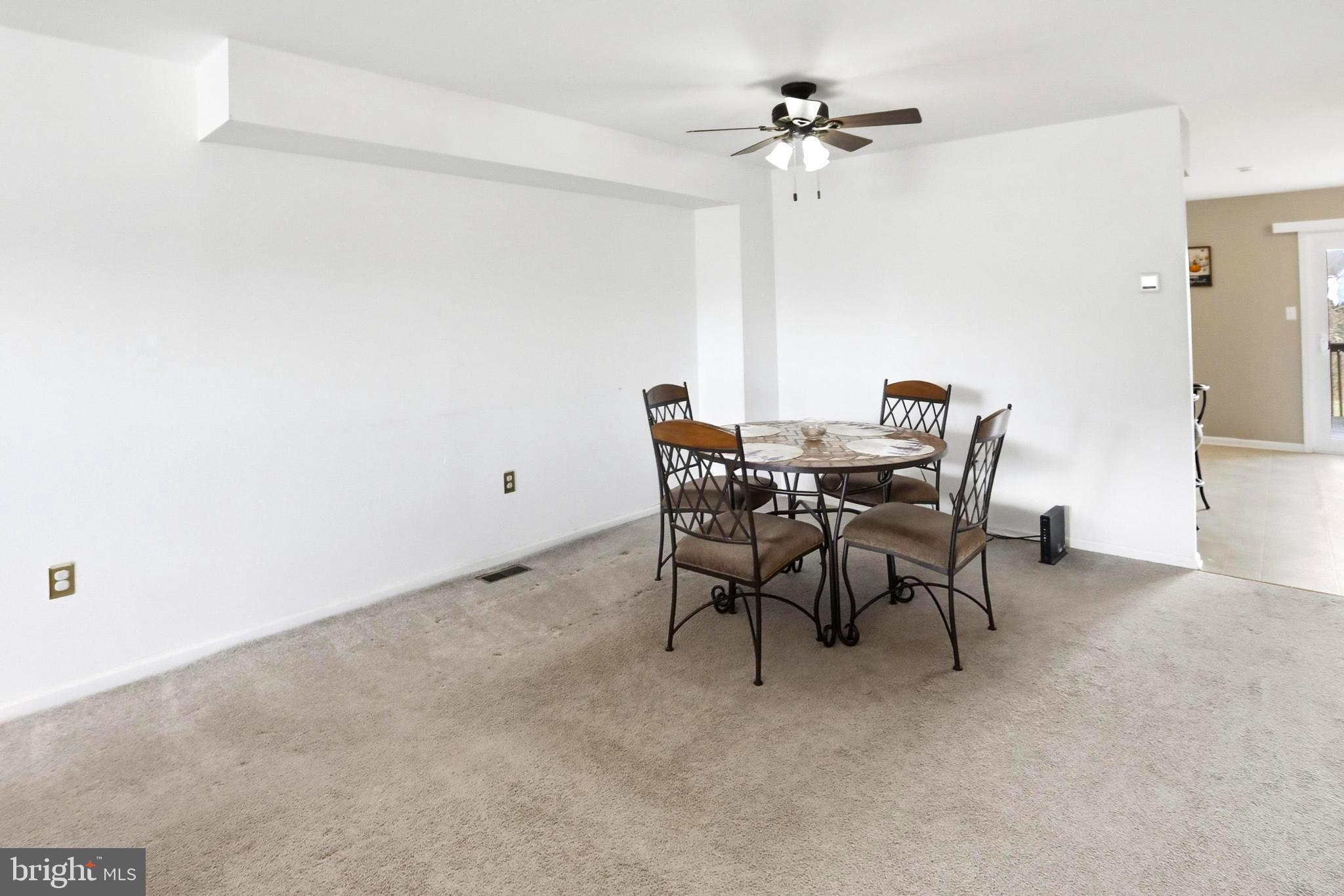 1405 VILLAGE GREEN DRIVE