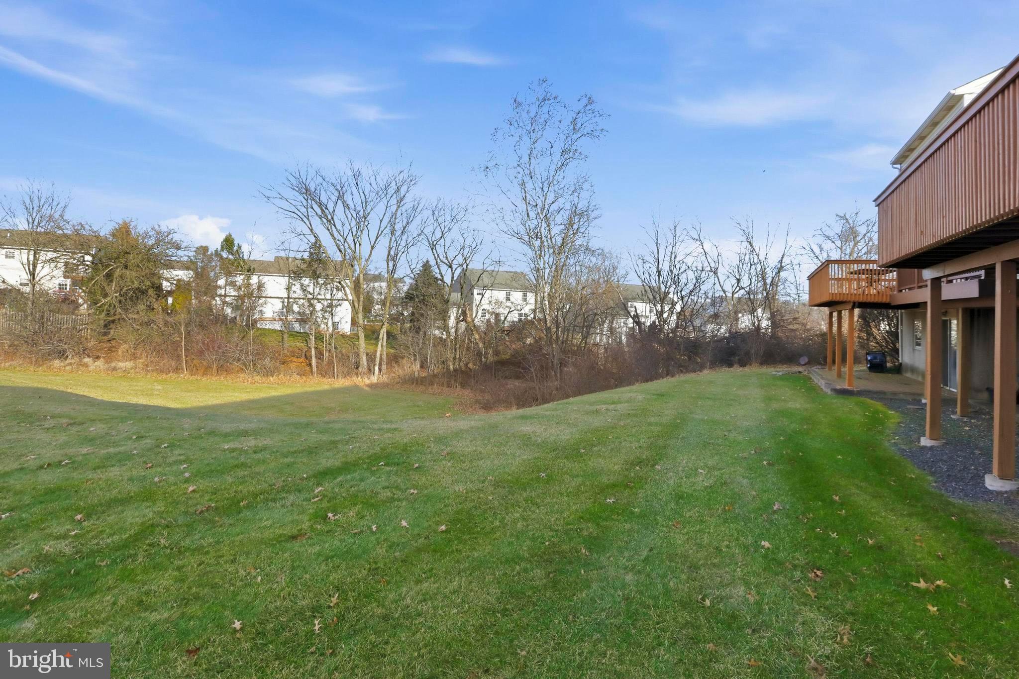 VILLAGE GREEN - Residential