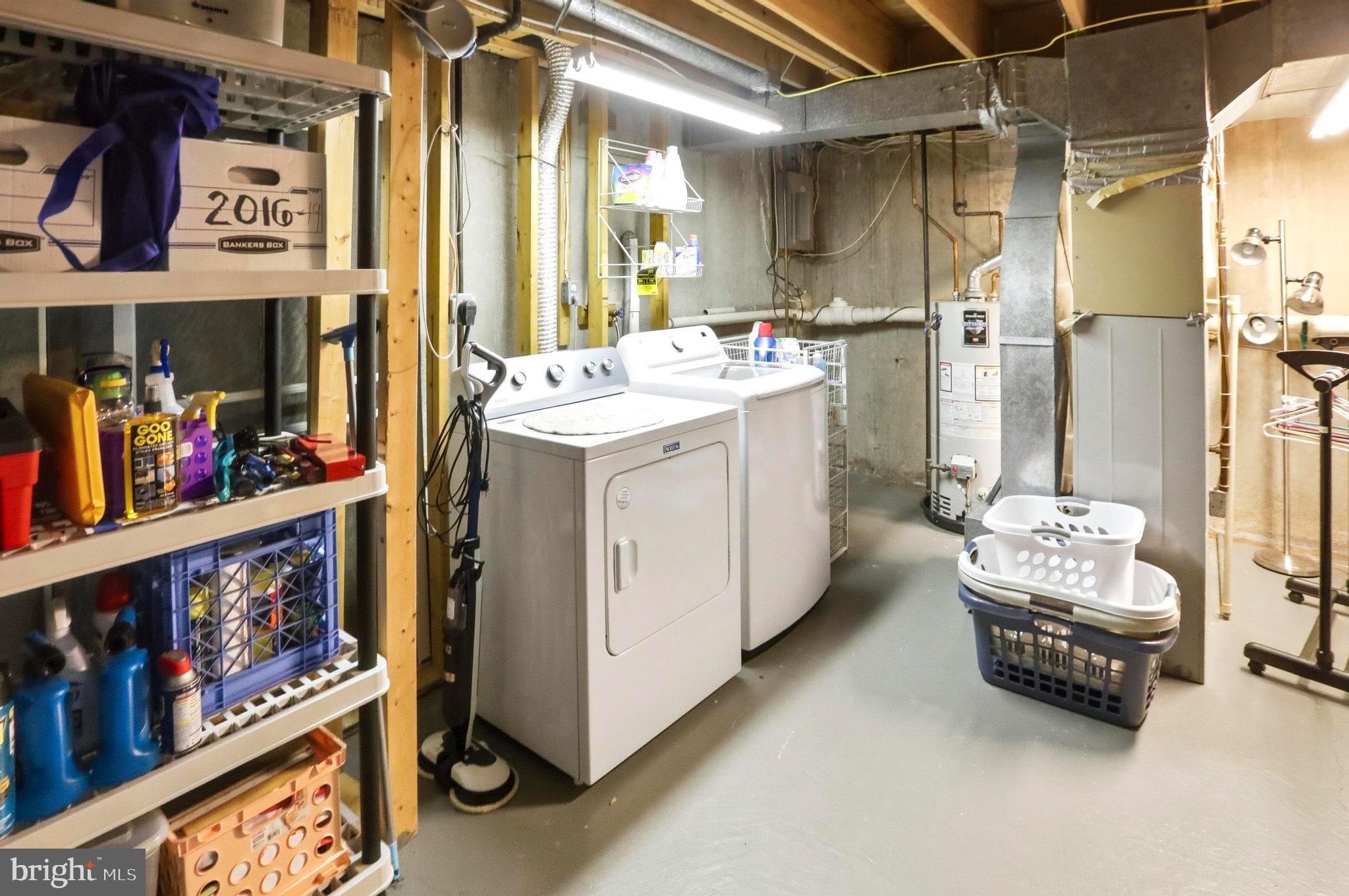 VILLAGE GREEN - Residential