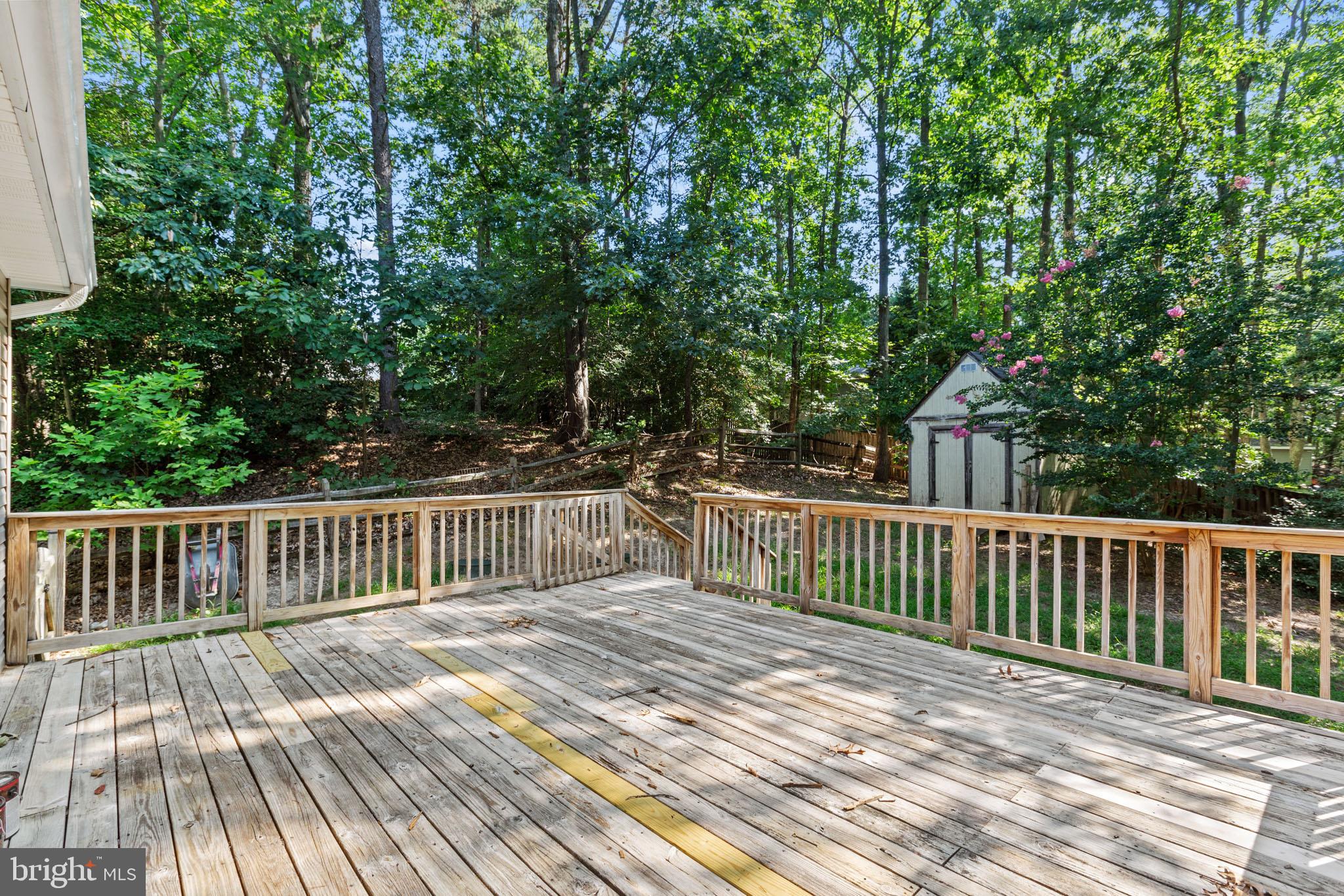 WHITE SANDS - Residential Lease