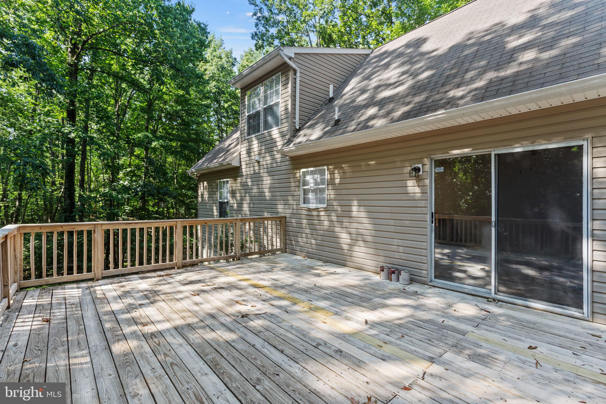 WHITE SANDS - Residential Lease