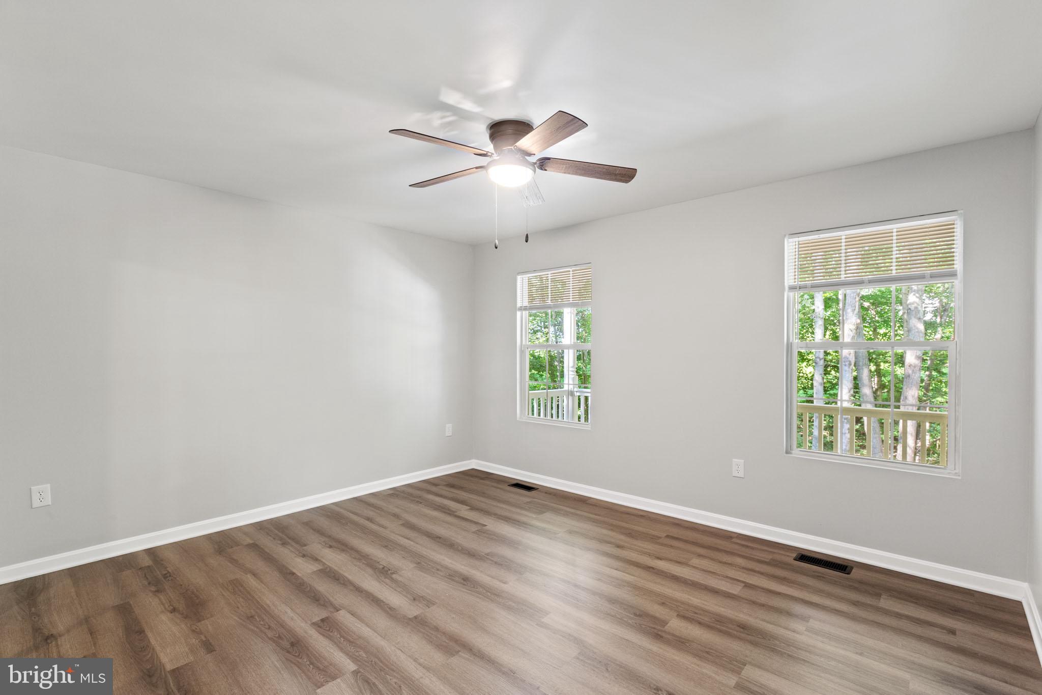 WHITE SANDS - Residential Lease