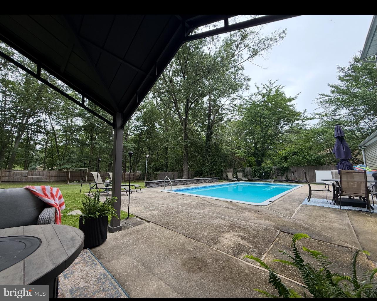 NONE AVA ILABLE - Residential