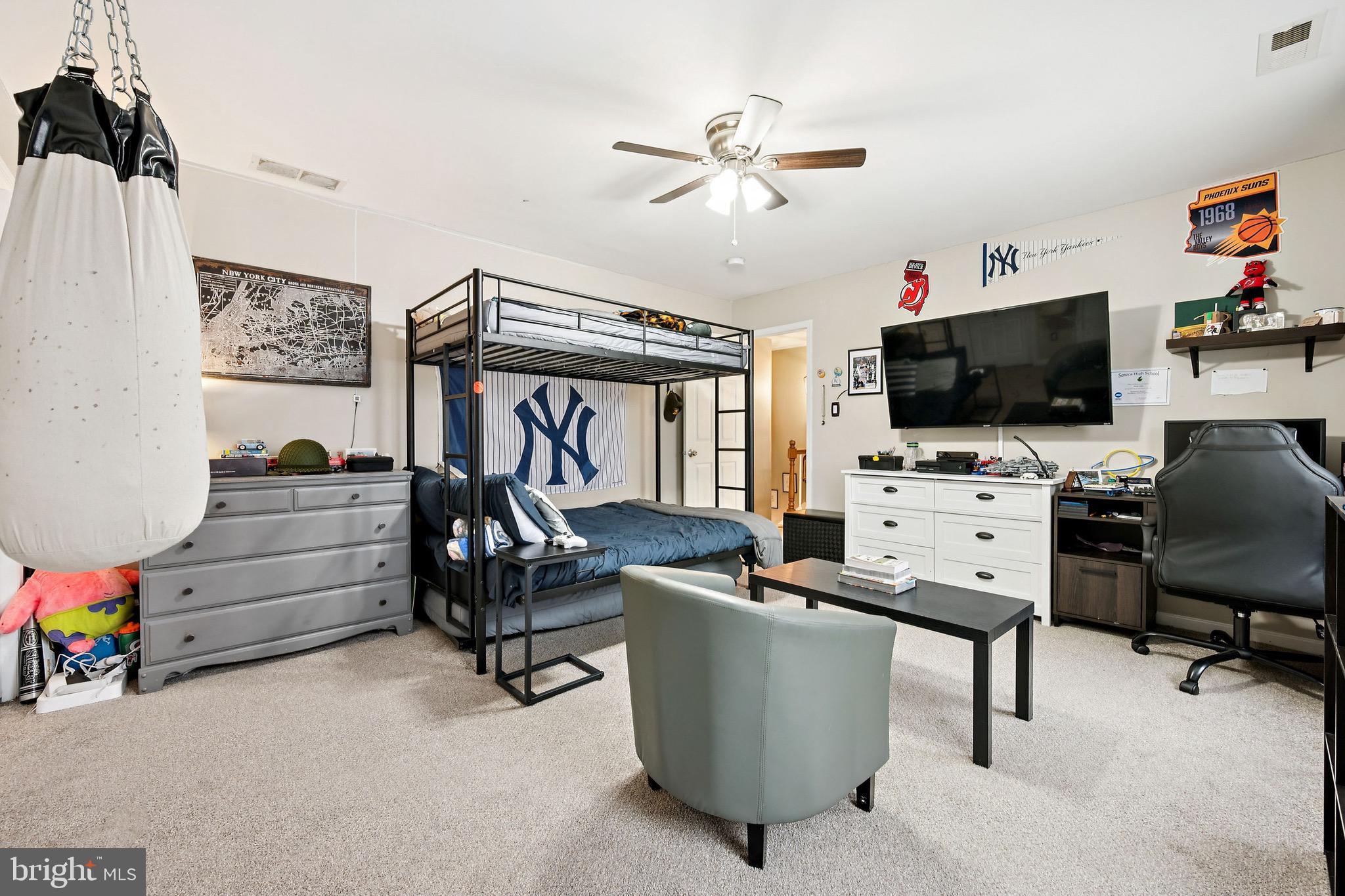 NONE AVA ILABLE - Residential