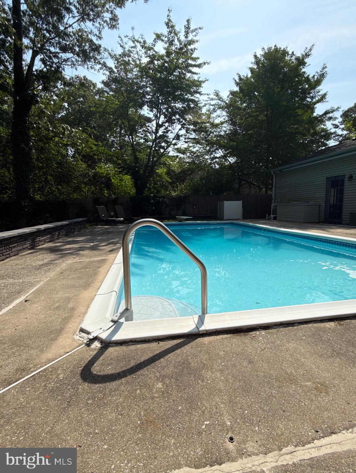 NONE AVA ILABLE - Residential