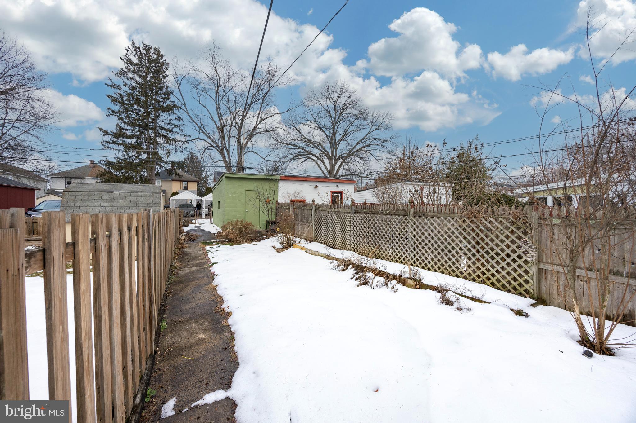 POTTSTOWN - Residential