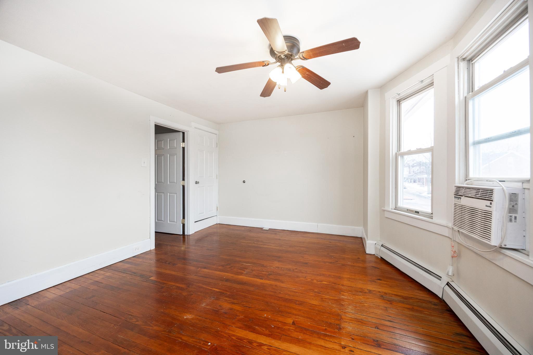 POTTSTOWN - Residential