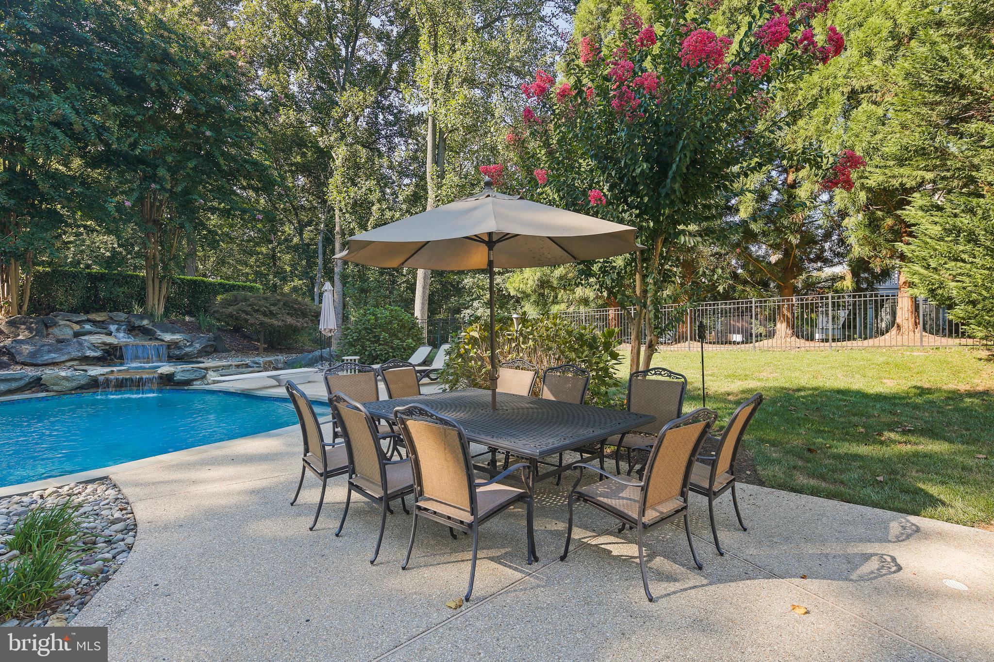 QUARTERFIELD - Residential