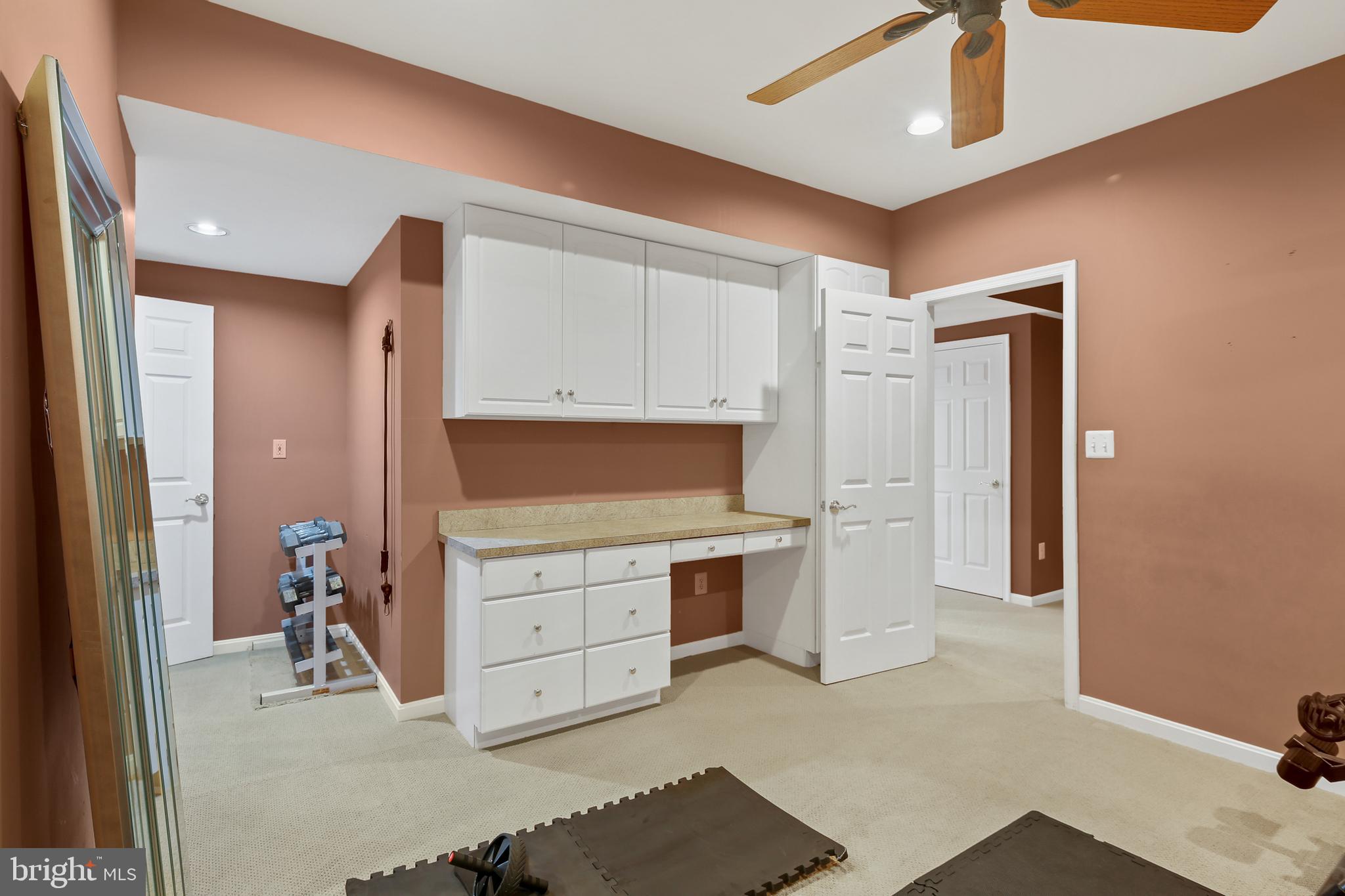 QUARTERFIELD - Residential