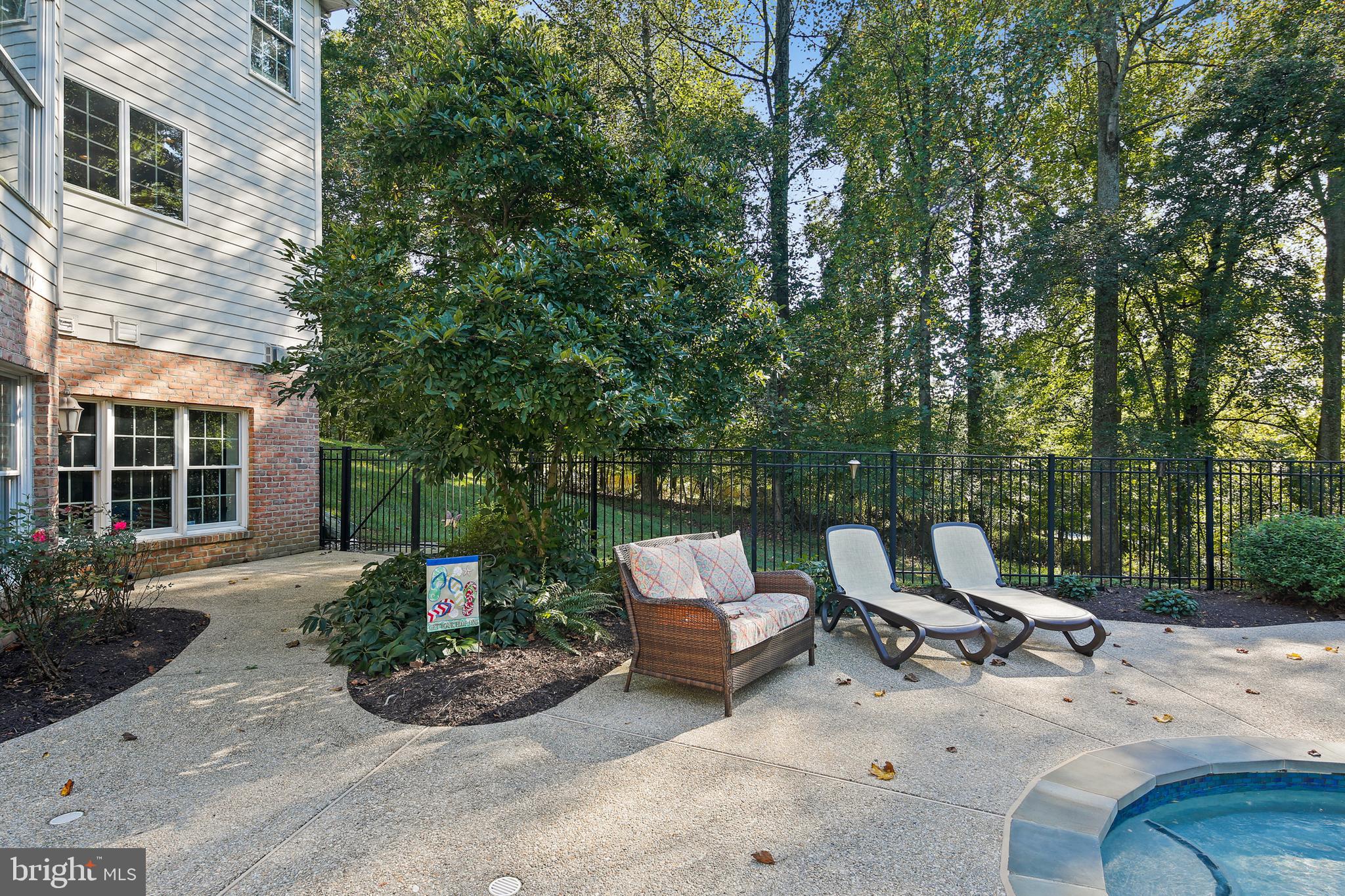 QUARTERFIELD - Residential