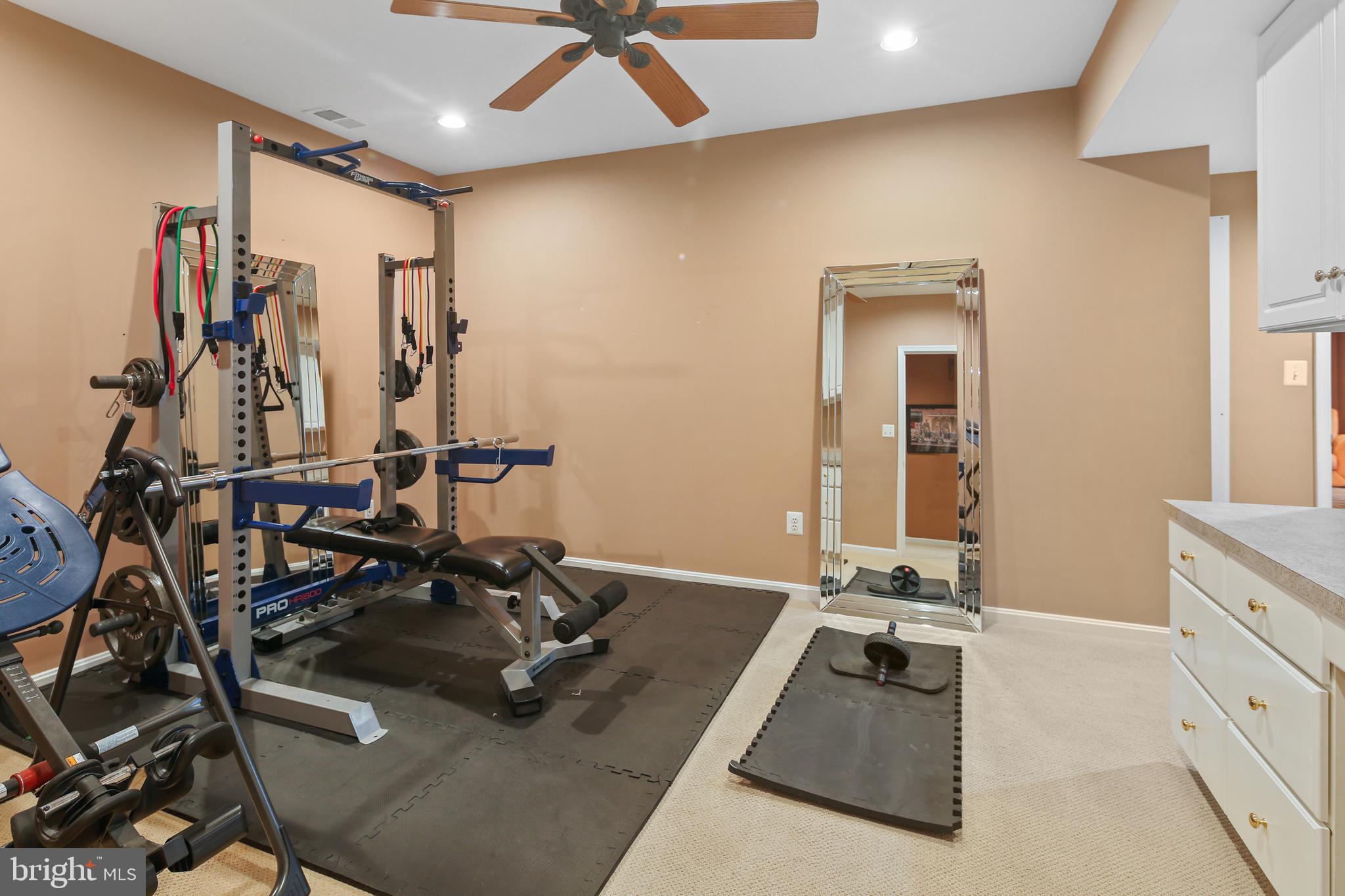 QUARTERFIELD - Residential