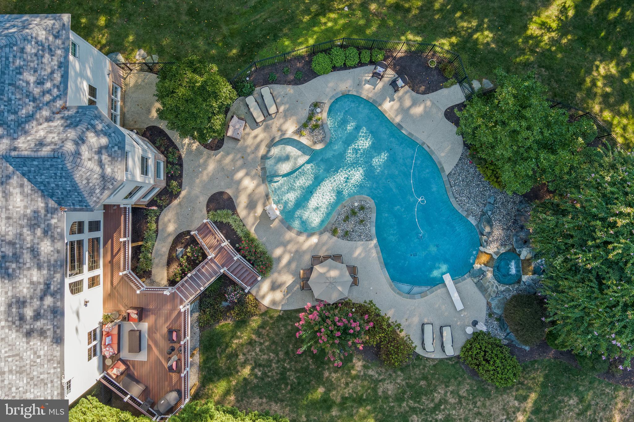 QUARTERFIELD - Residential