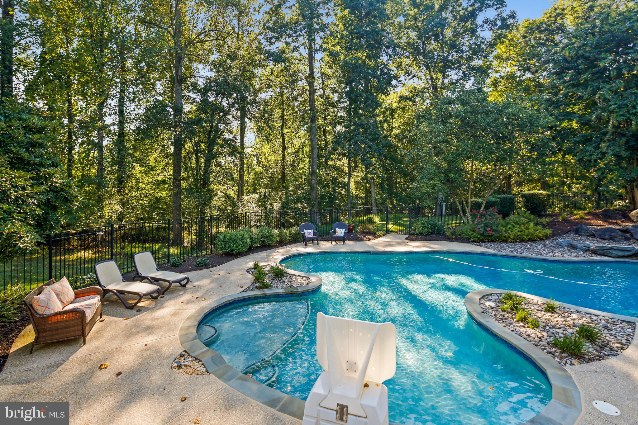 QUARTERFIELD - Residential