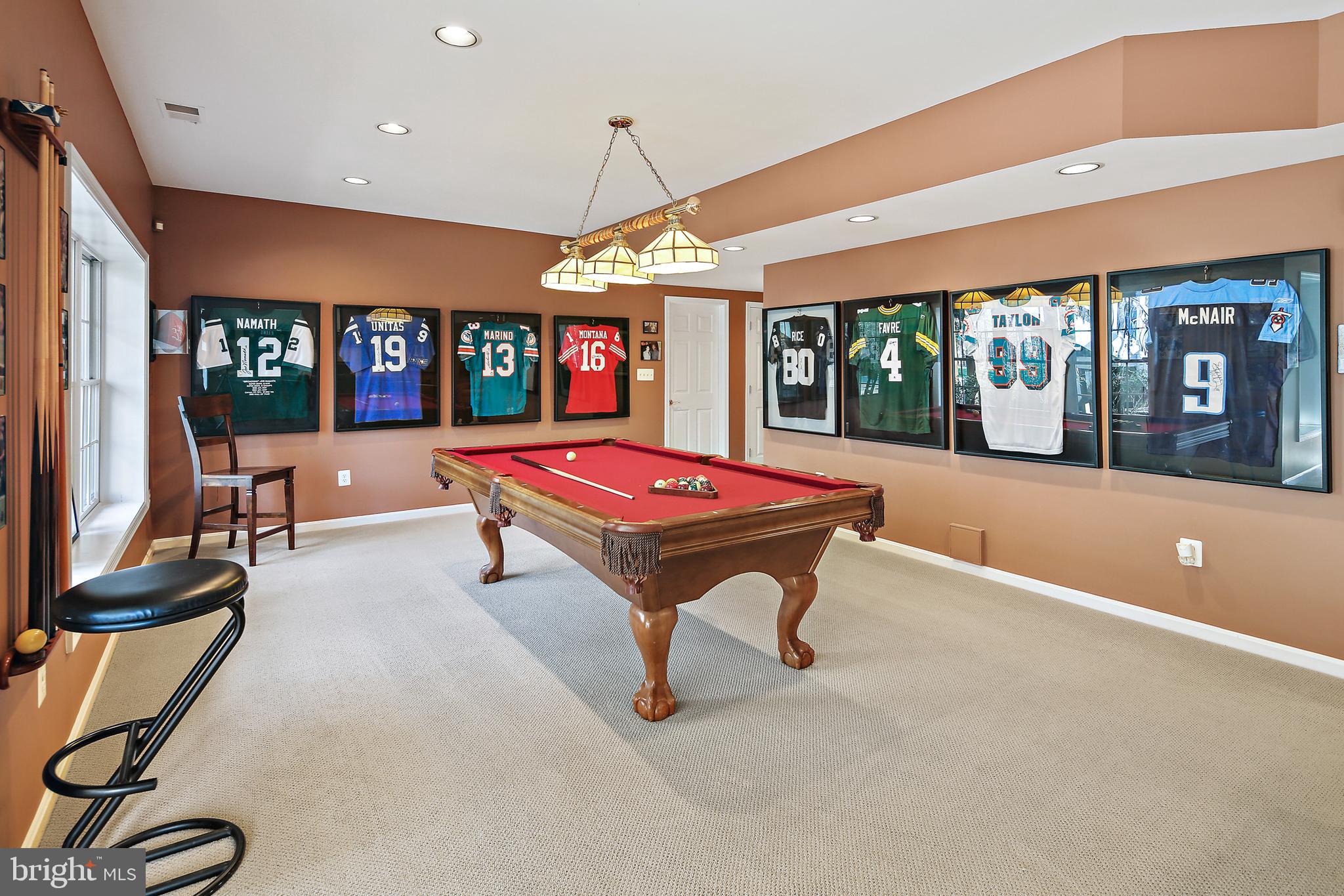 QUARTERFIELD - Residential