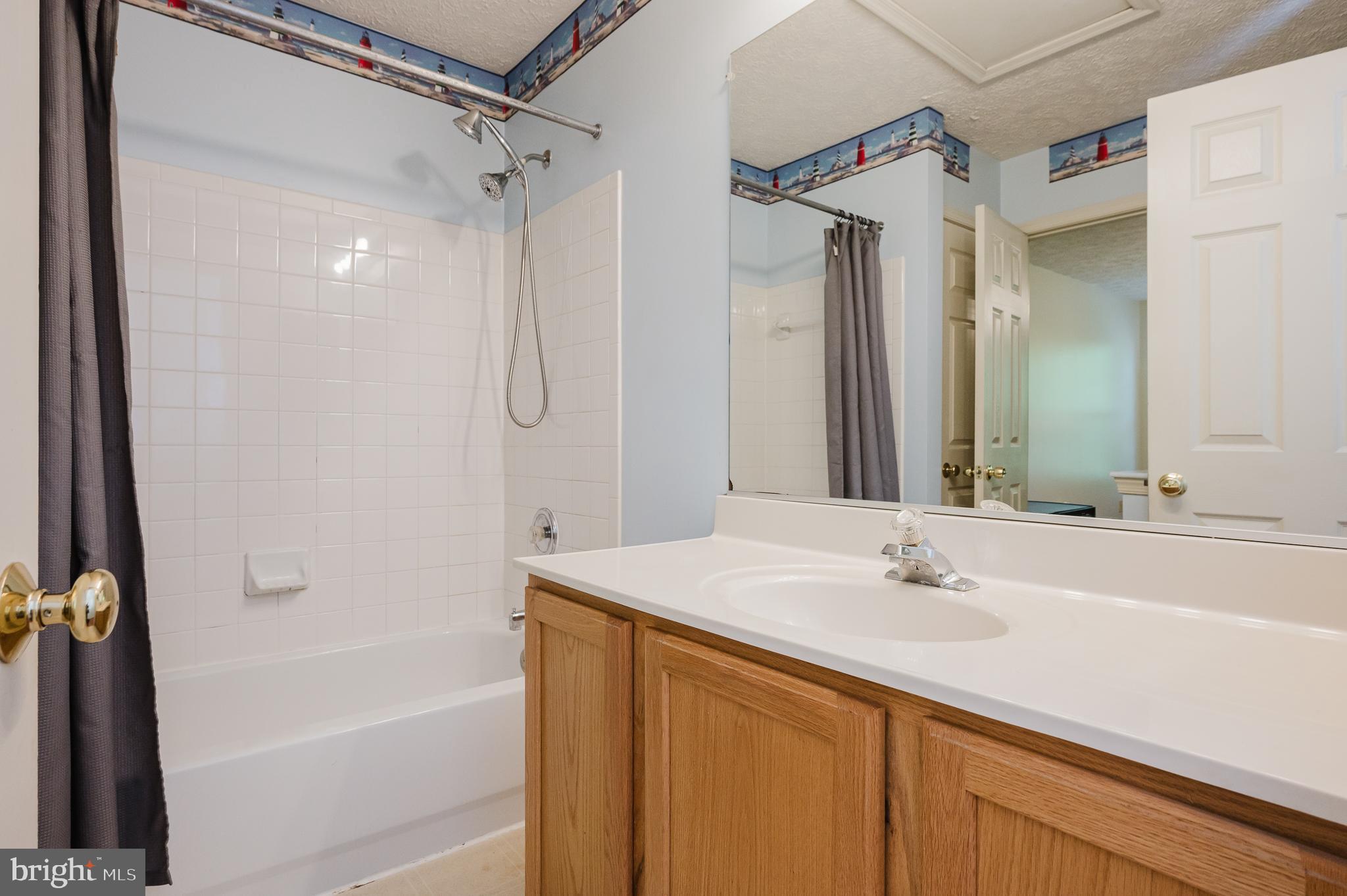 HARFORD TOWN - Residential