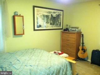 PIMMIT HILLS - Residential Lease