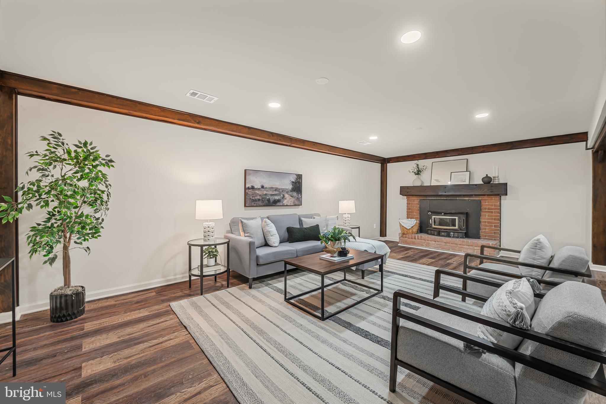 BROOKWOOD - Residential