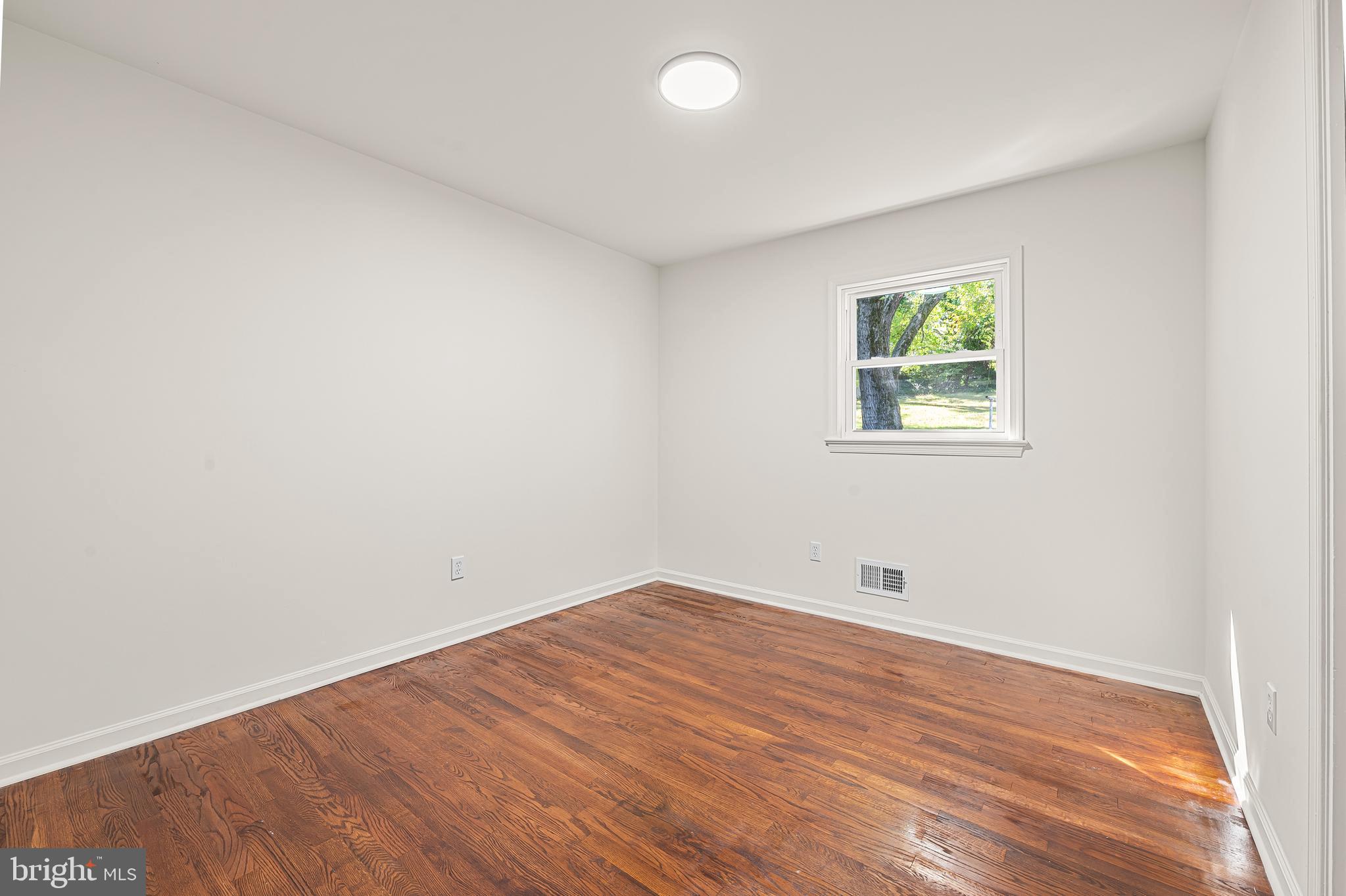 BROOKWOOD - Residential