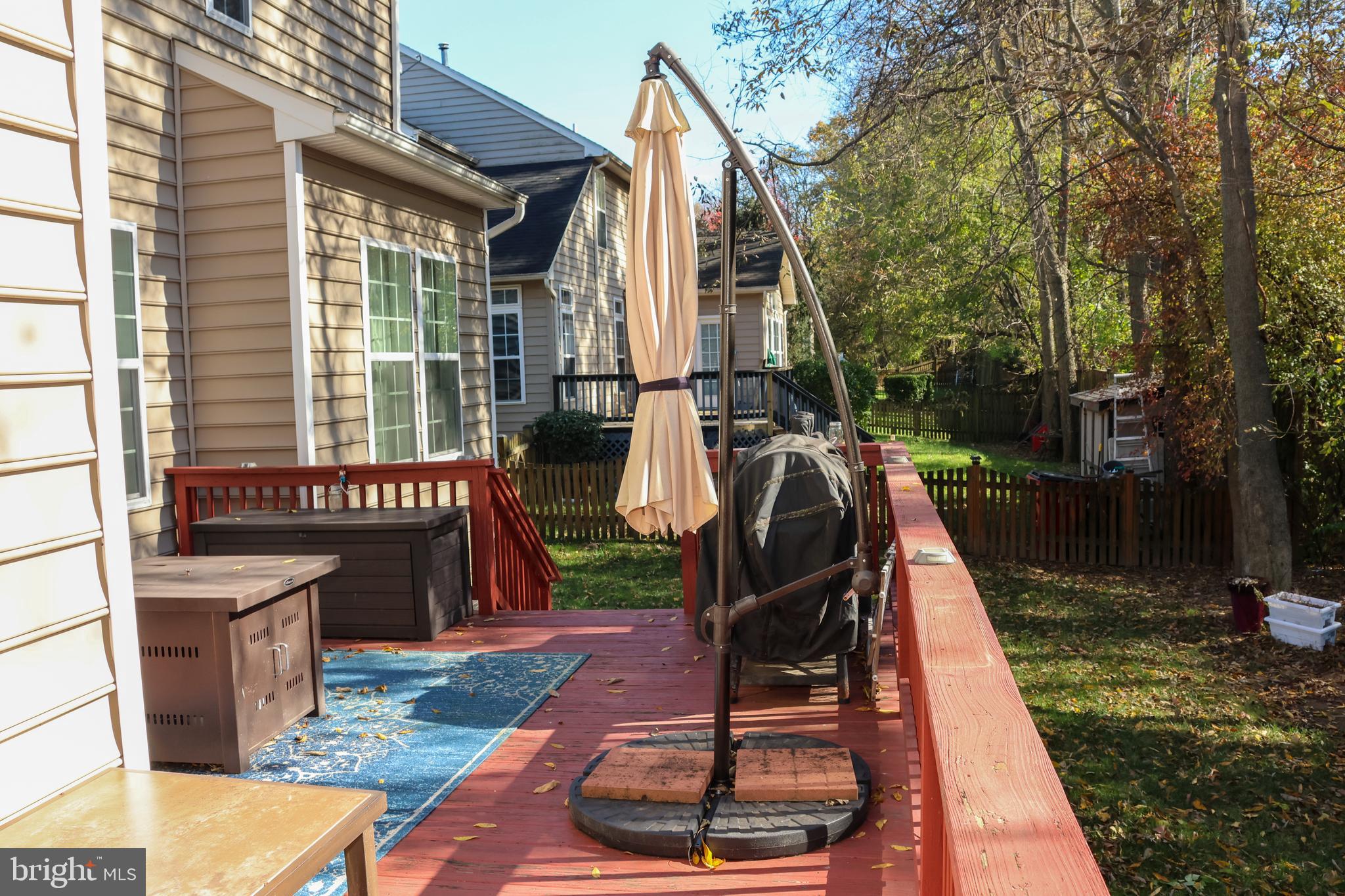 THE VILLAGE OF WASHINGTON TRAIL - Residential