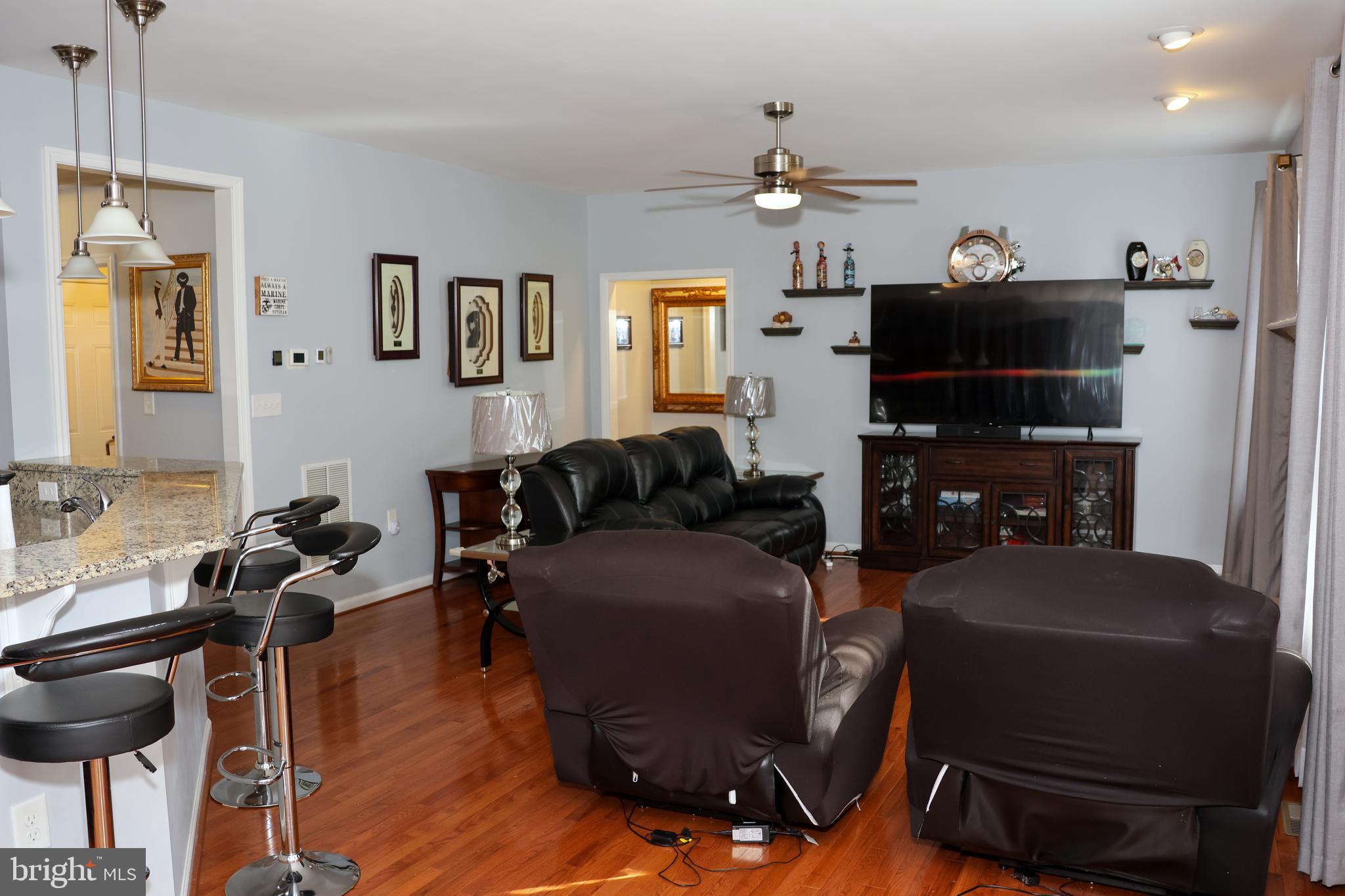 THE VILLAGE OF WASHINGTON TRAIL - Residential