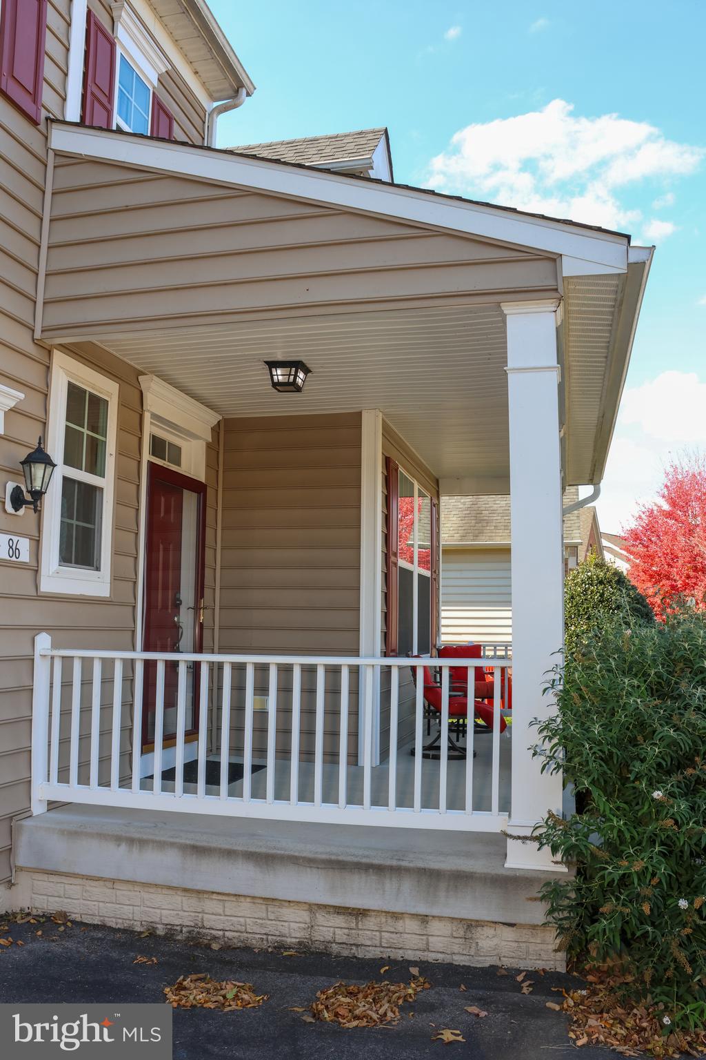 THE VILLAGE OF WASHINGTON TRAIL - Residential