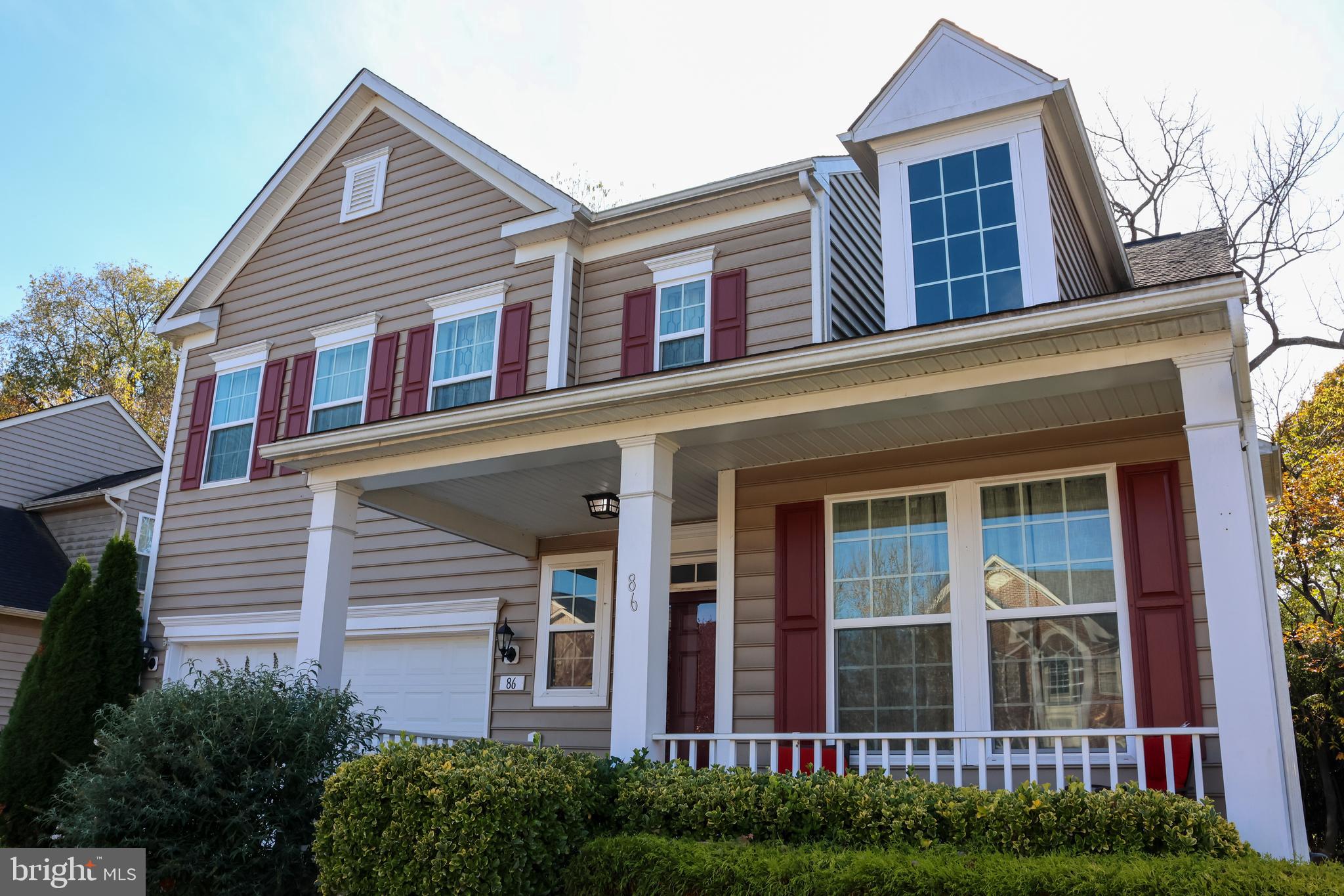 THE VILLAGE OF WASHINGTON TRAIL - Residential